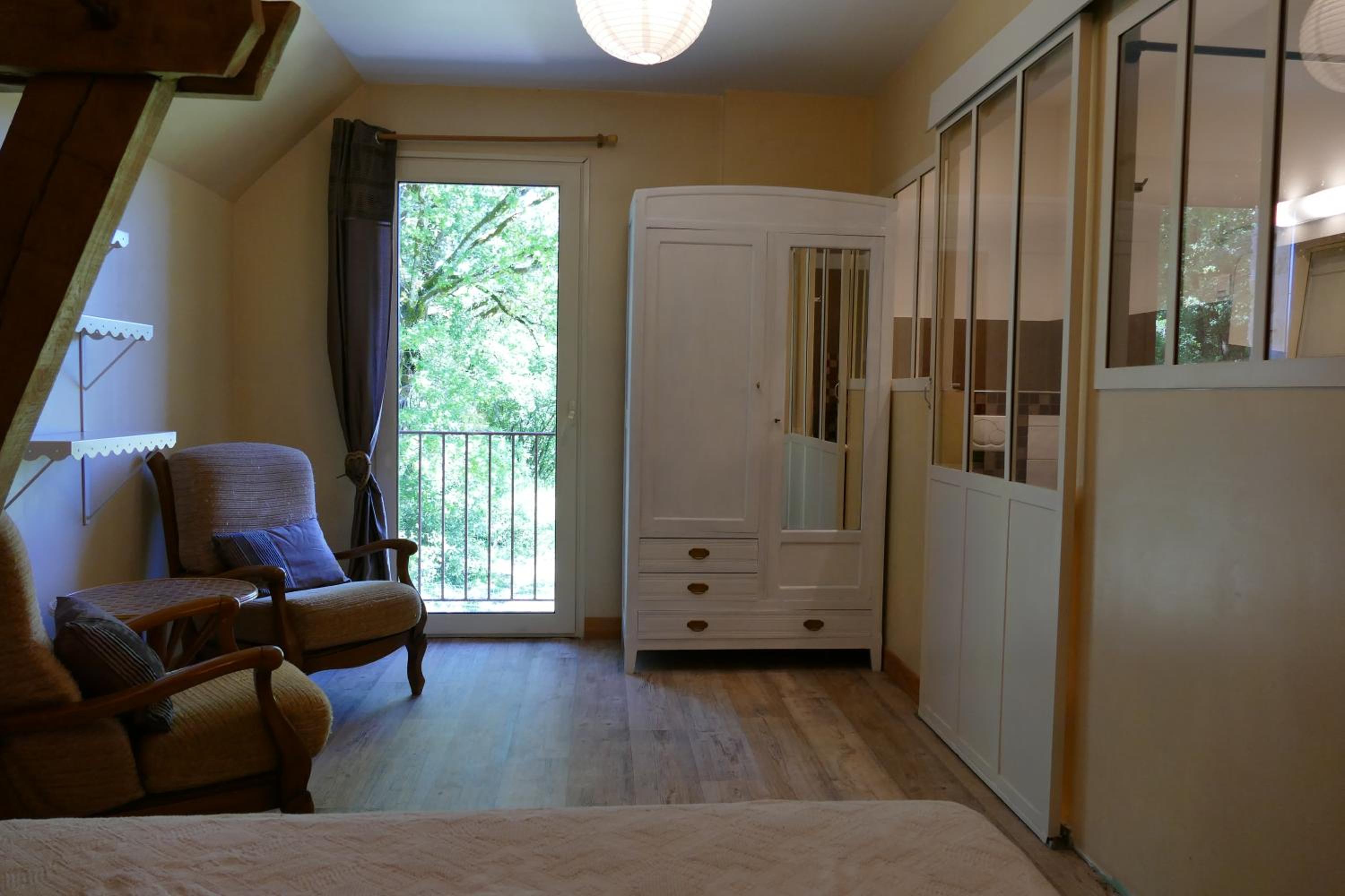 King Room with Garden View - Photo 2