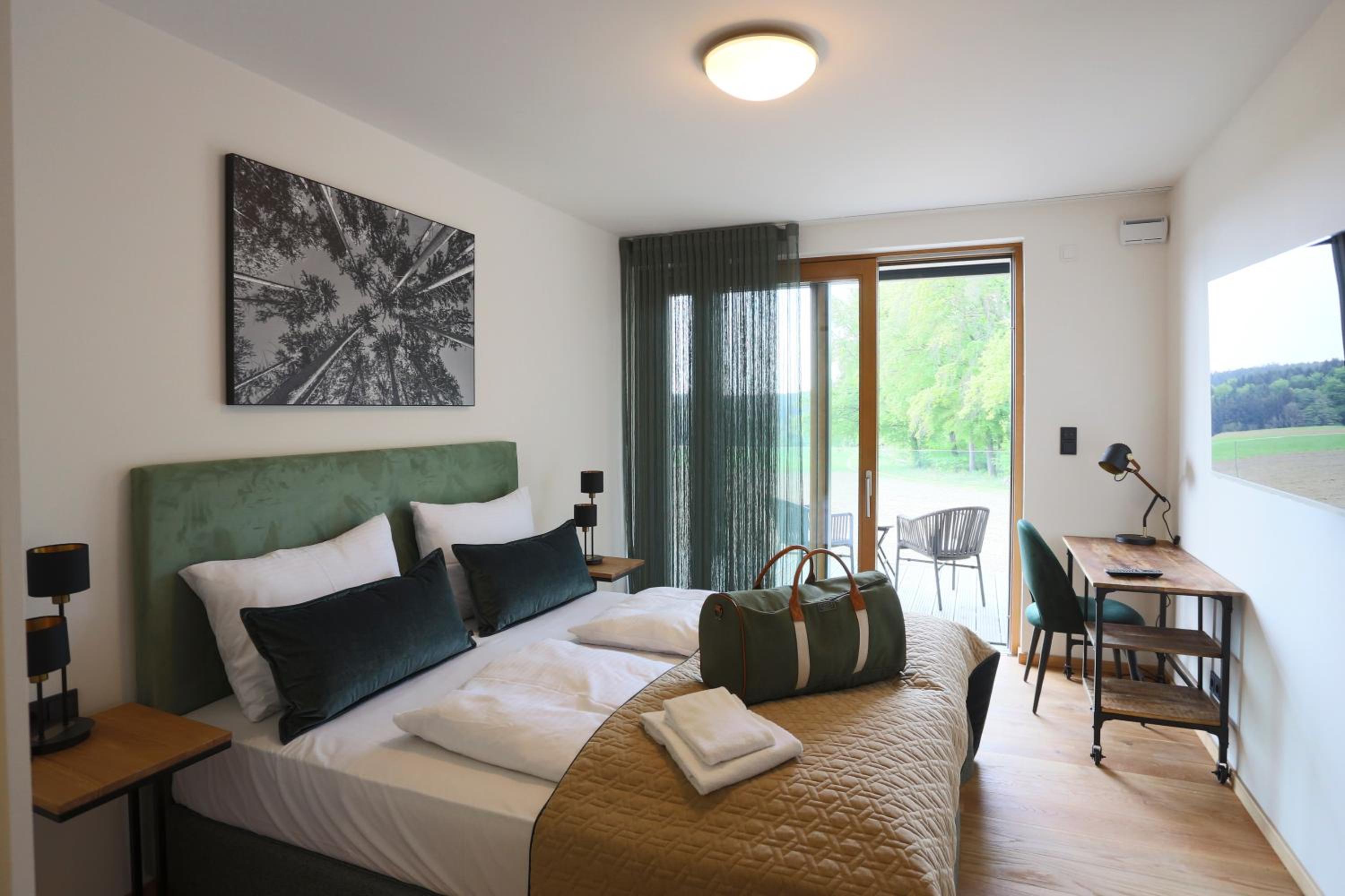 Deluxe Double Room with Balcony - Photo 1