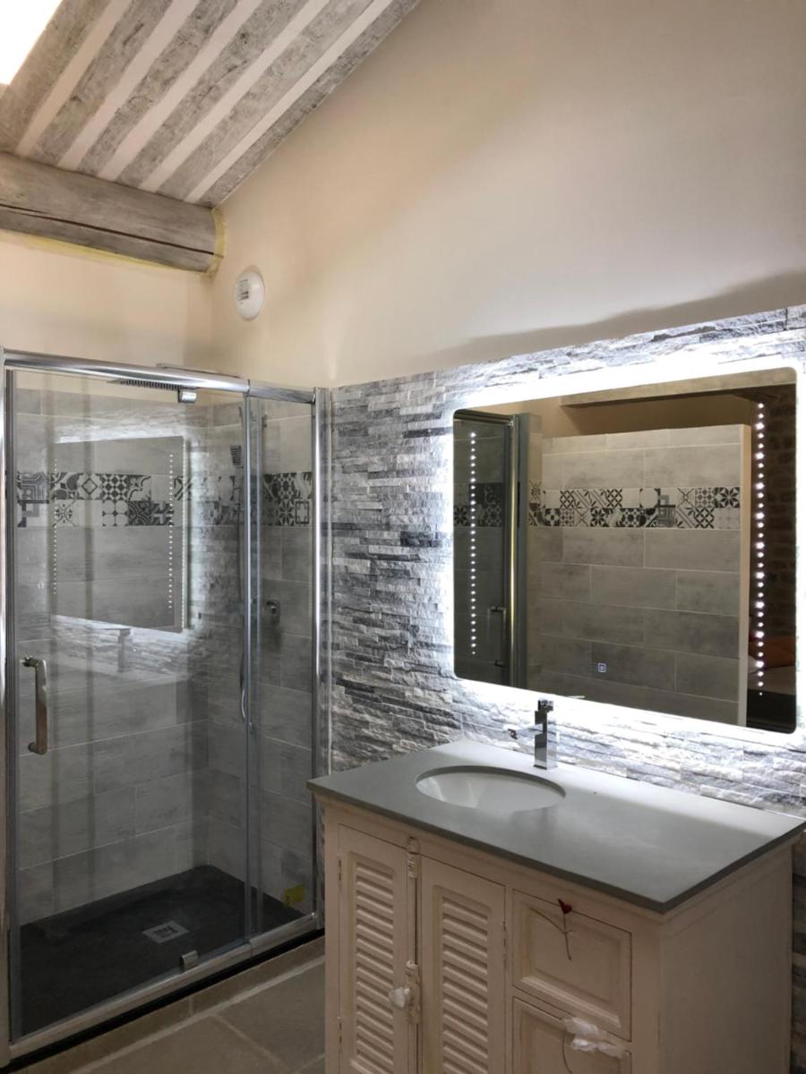 Family Room with Private Bathroom - Photo 13