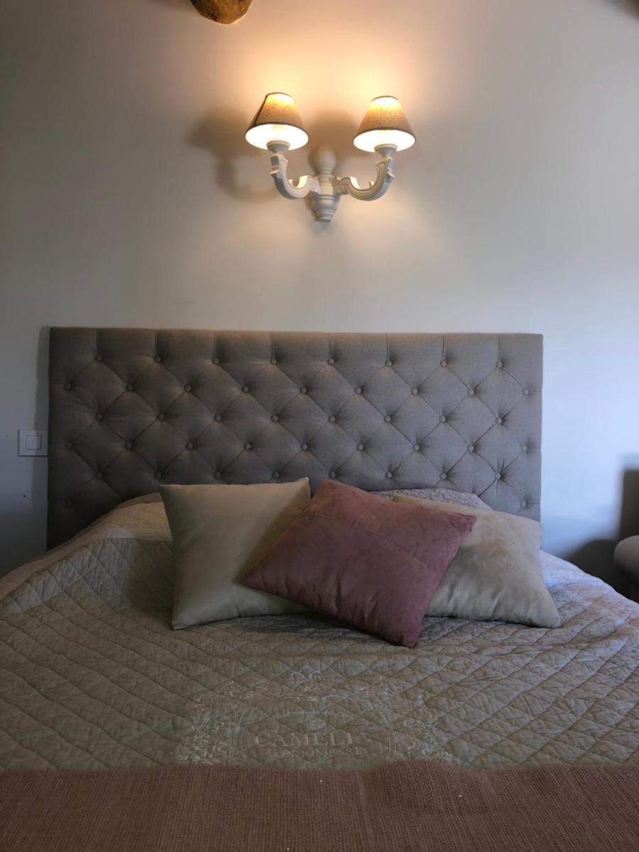 Deluxe King Room - Photo 7
