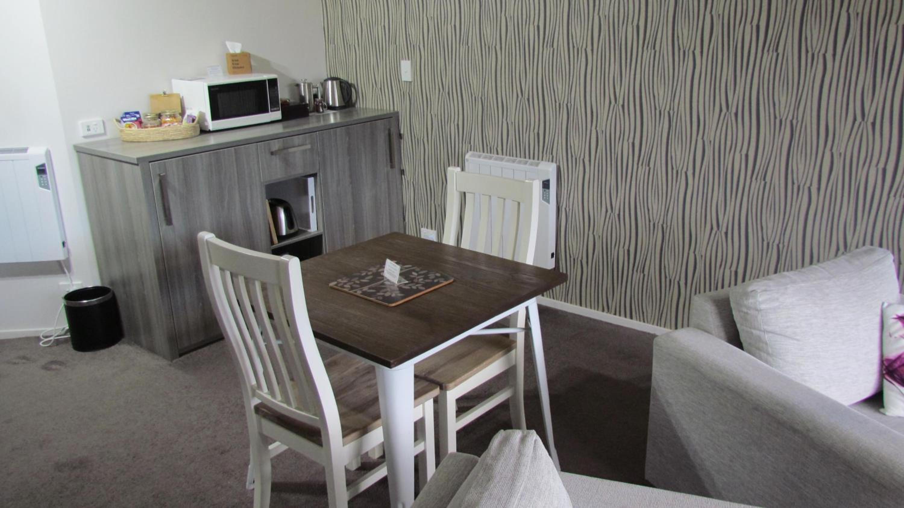 Suite with Mountain View photo 2