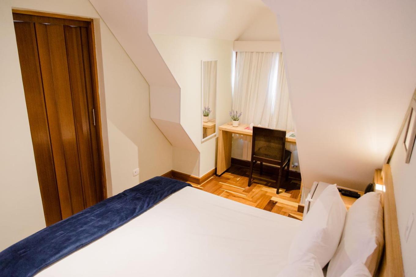 Budget Double Room photo 2