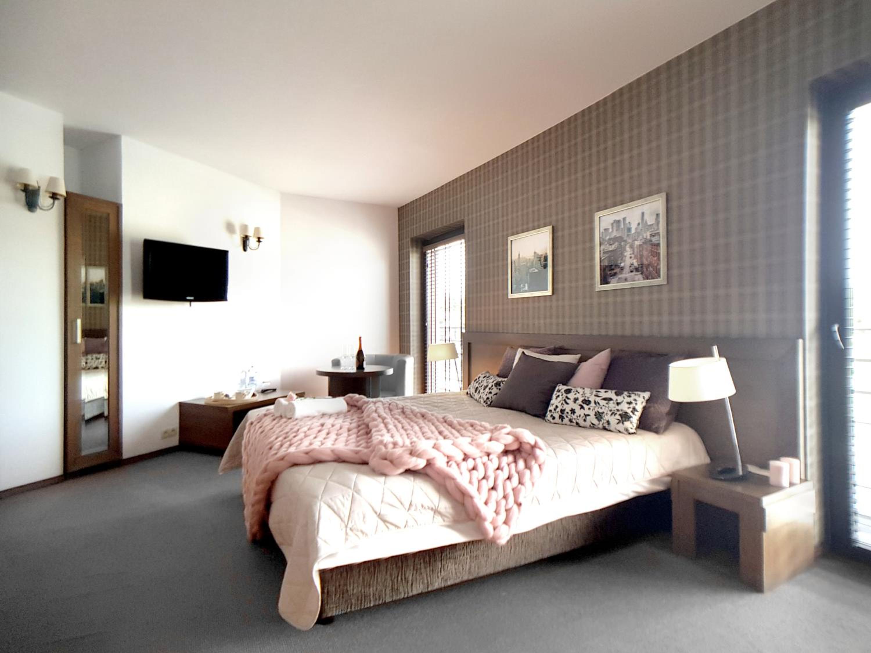 Superior Double Room - Photo 9