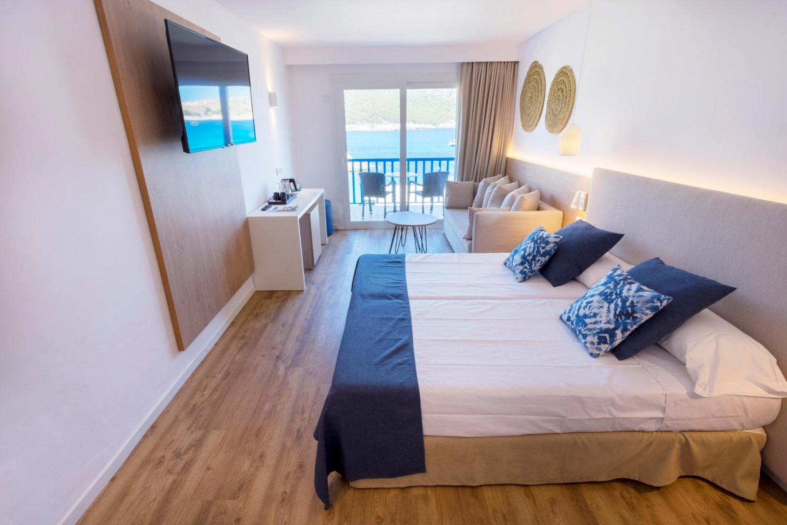 Suite Junior con vista al mar (2 adultos) Suite Junior con vista al mar (2 adultos)