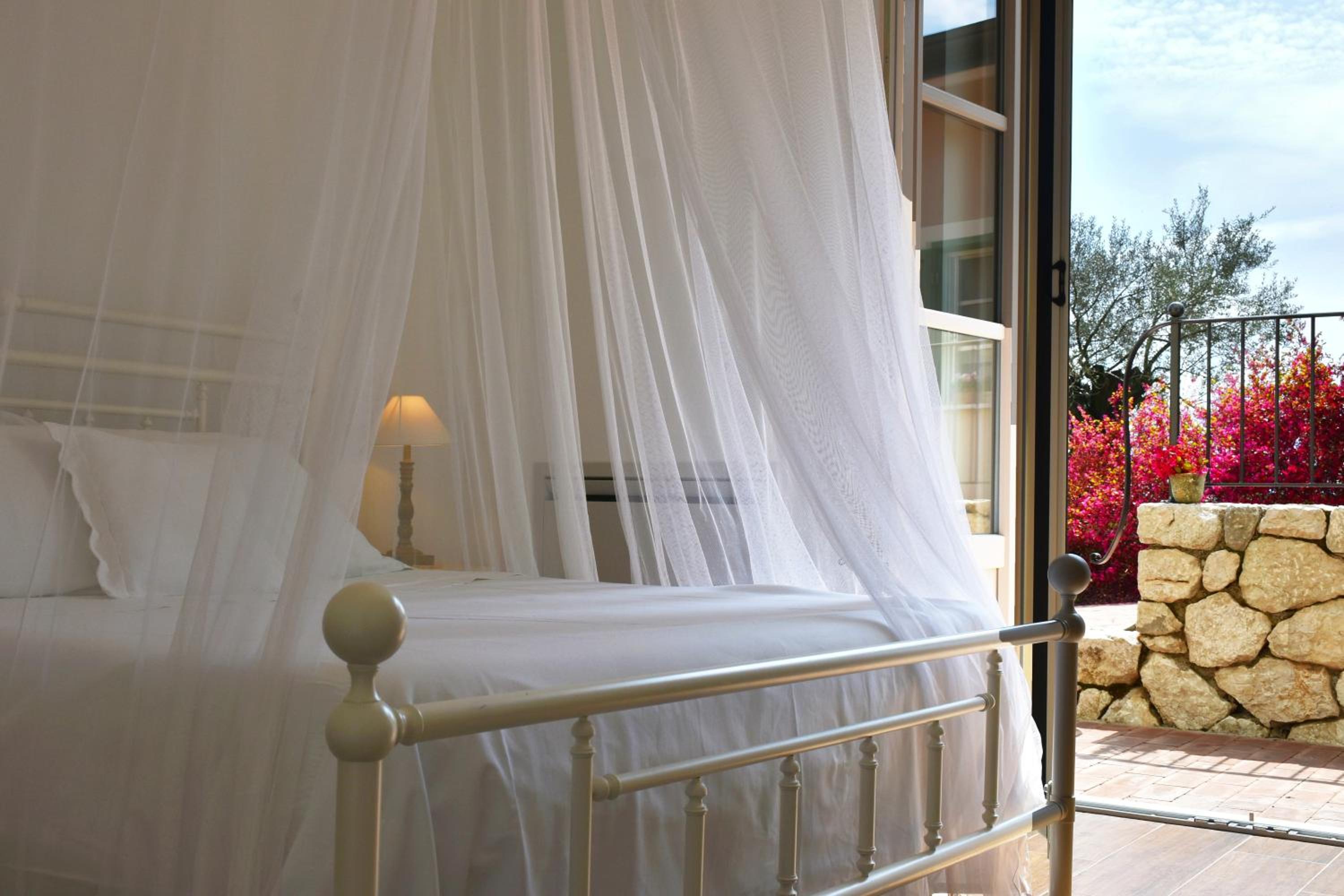Superior Quadruple Room - Photo 9