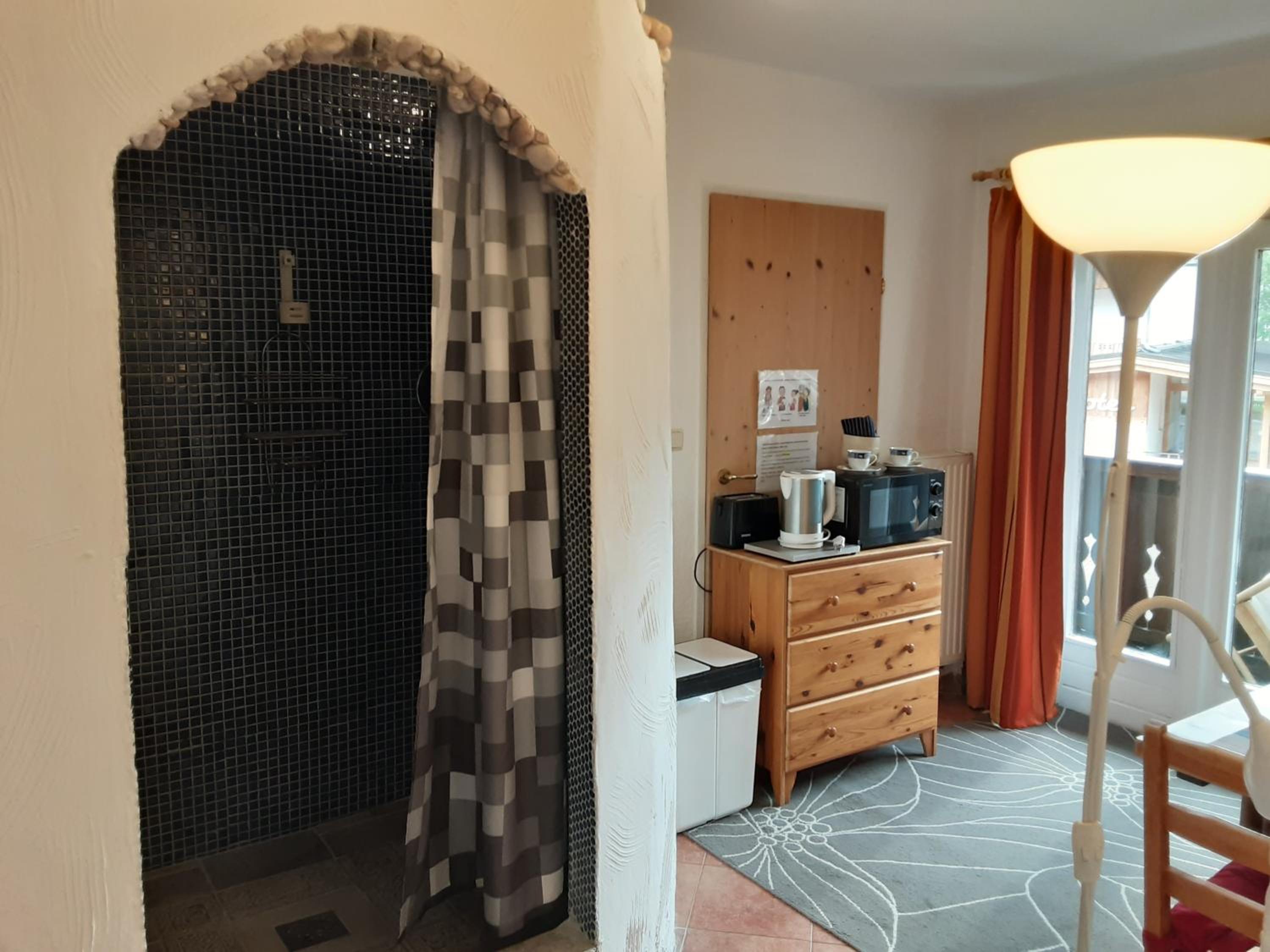 Junior Suite with Balcony (2 Adults) photo 2