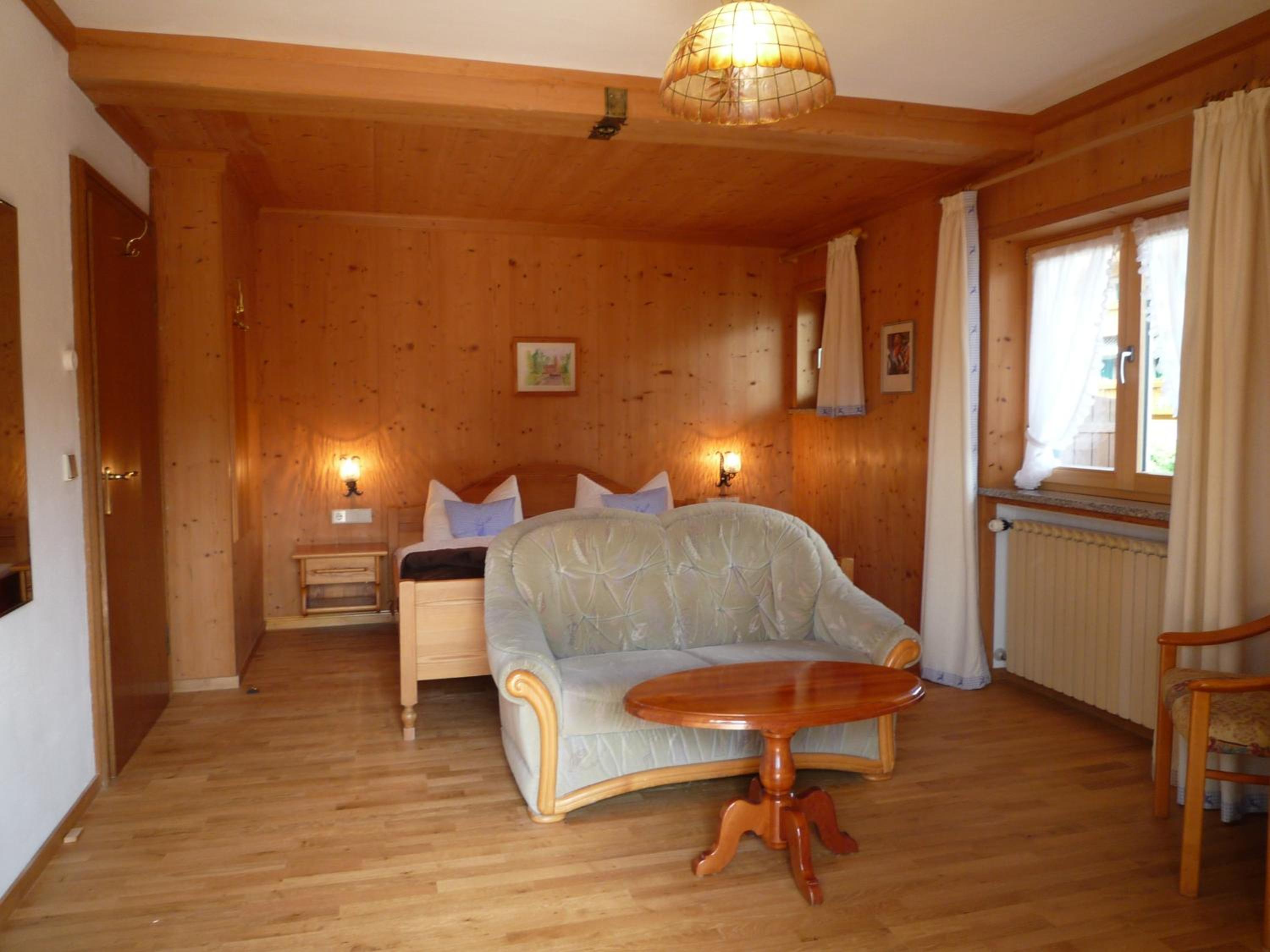 Apartment mit 1 Schlafzimmer 1.Etage links photo 3