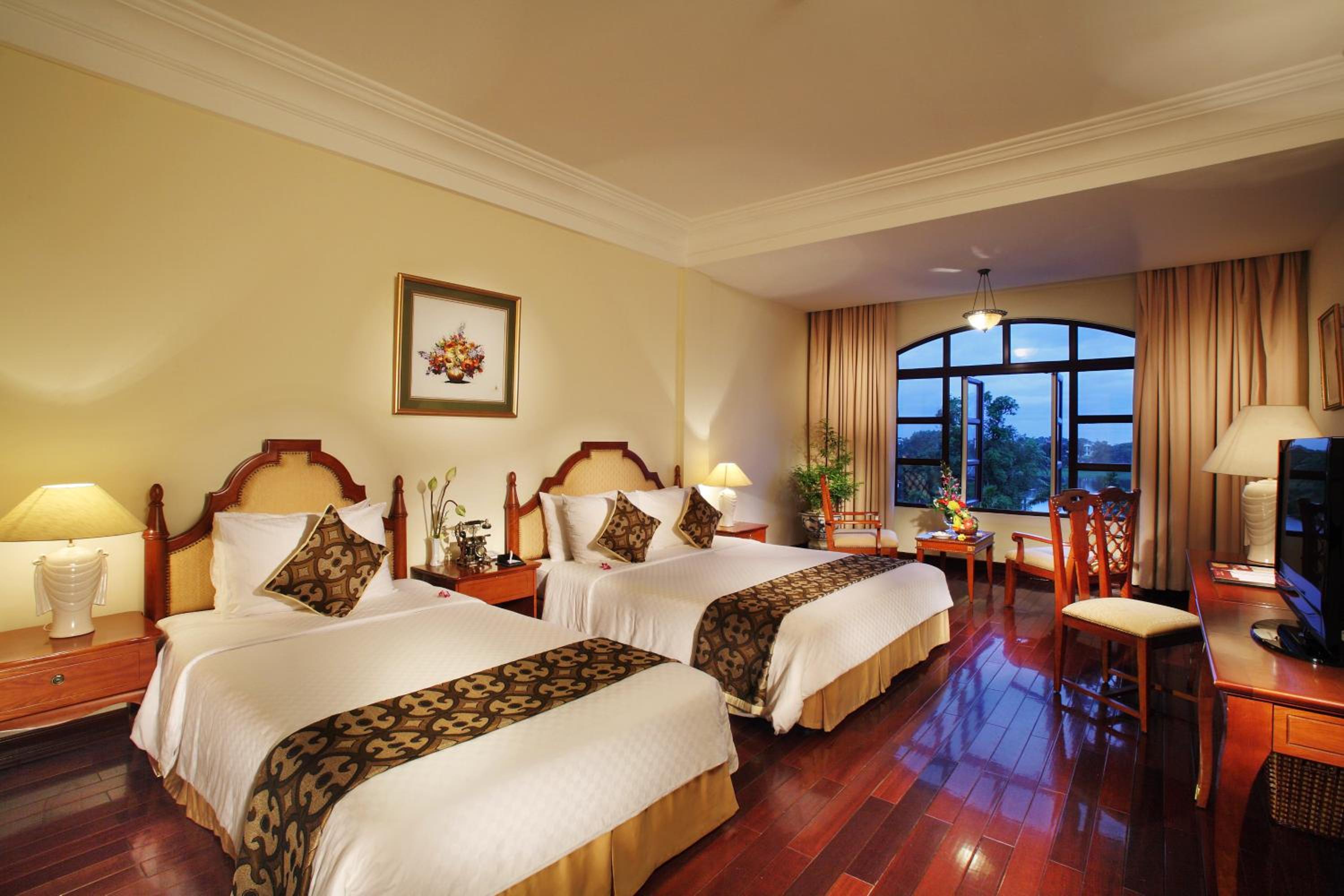 Premium Deluxe Double or Twin Room with River View - Photo 1