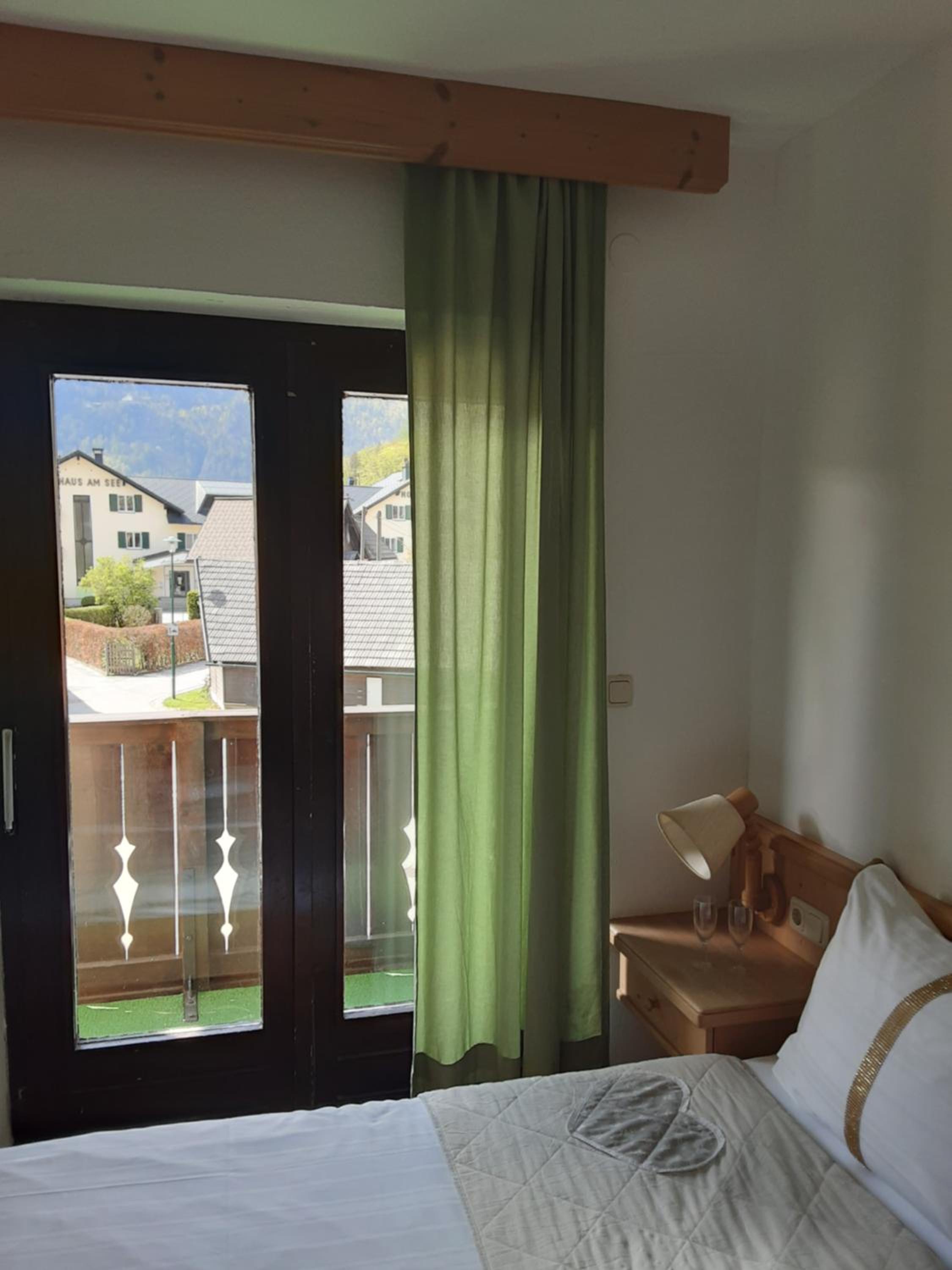 Apartment with Mountain View photo 2