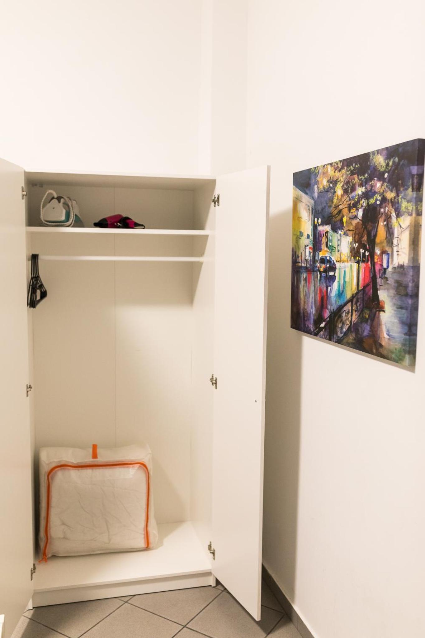 Two-Bedroom Apartment - Photo 10