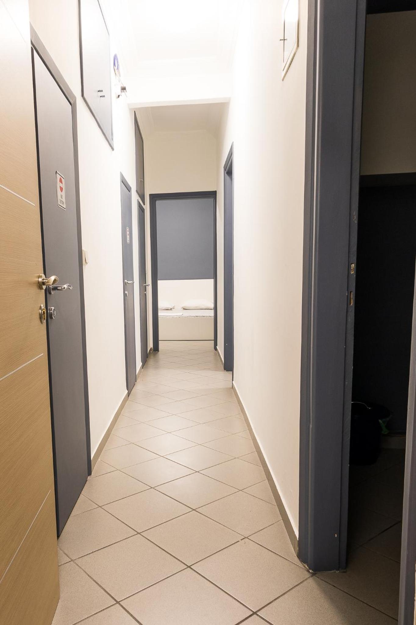 Two-Bedroom Apartment - Photo 26