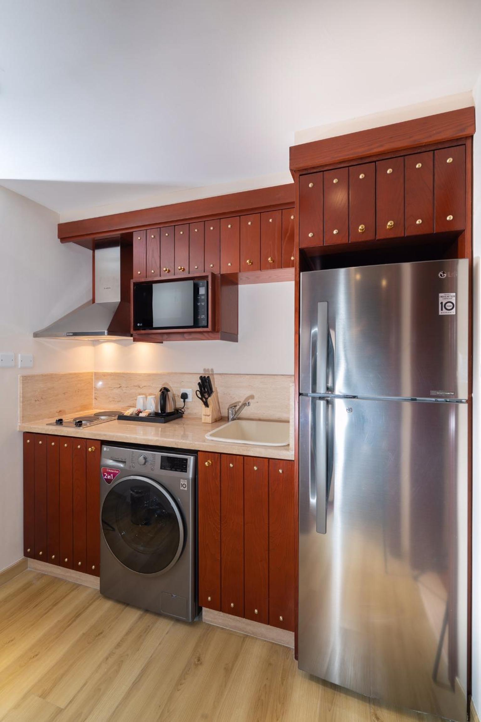 Two-Bedroom Apartment - Photo 6