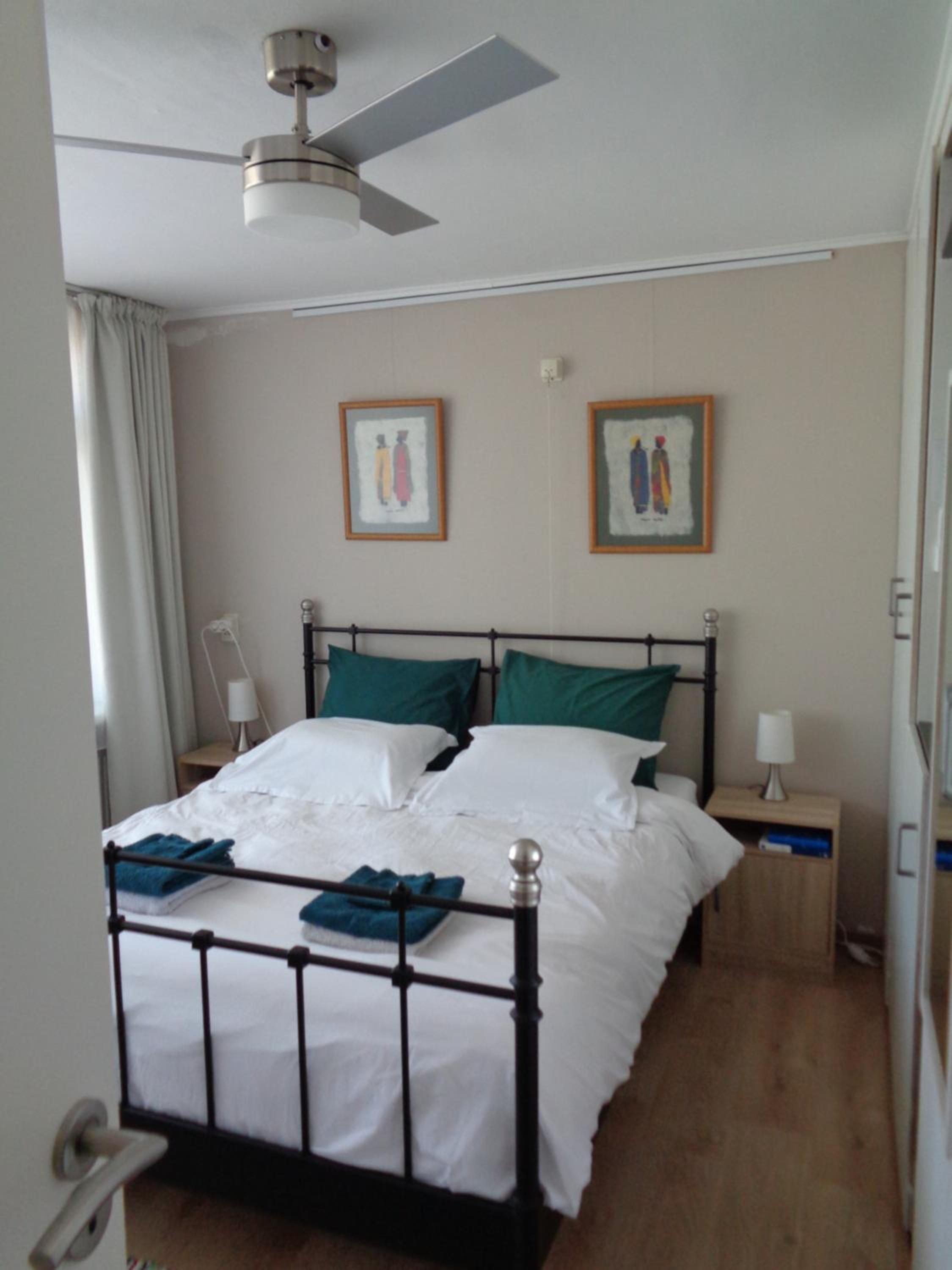 Standard Queen Room photo 2