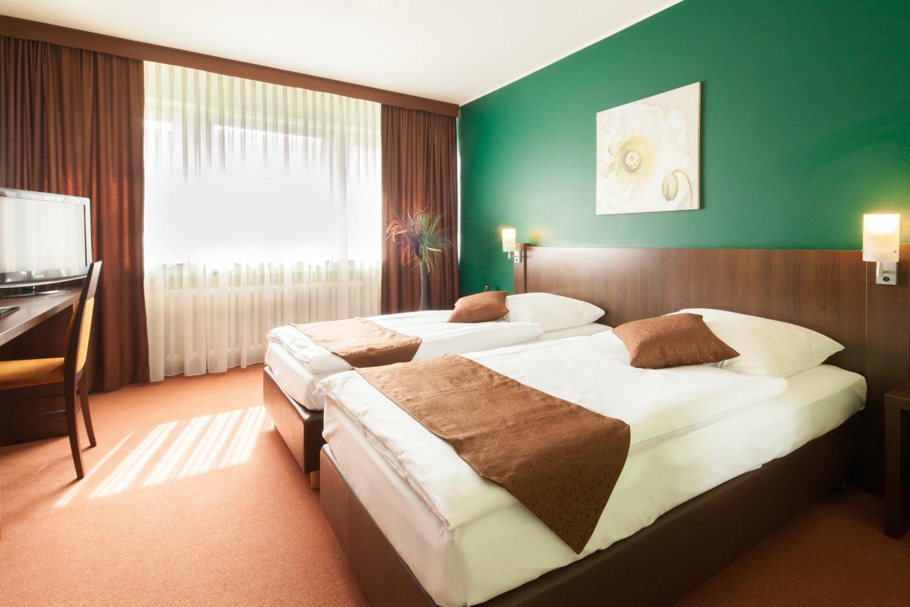 Triple Room photo 2