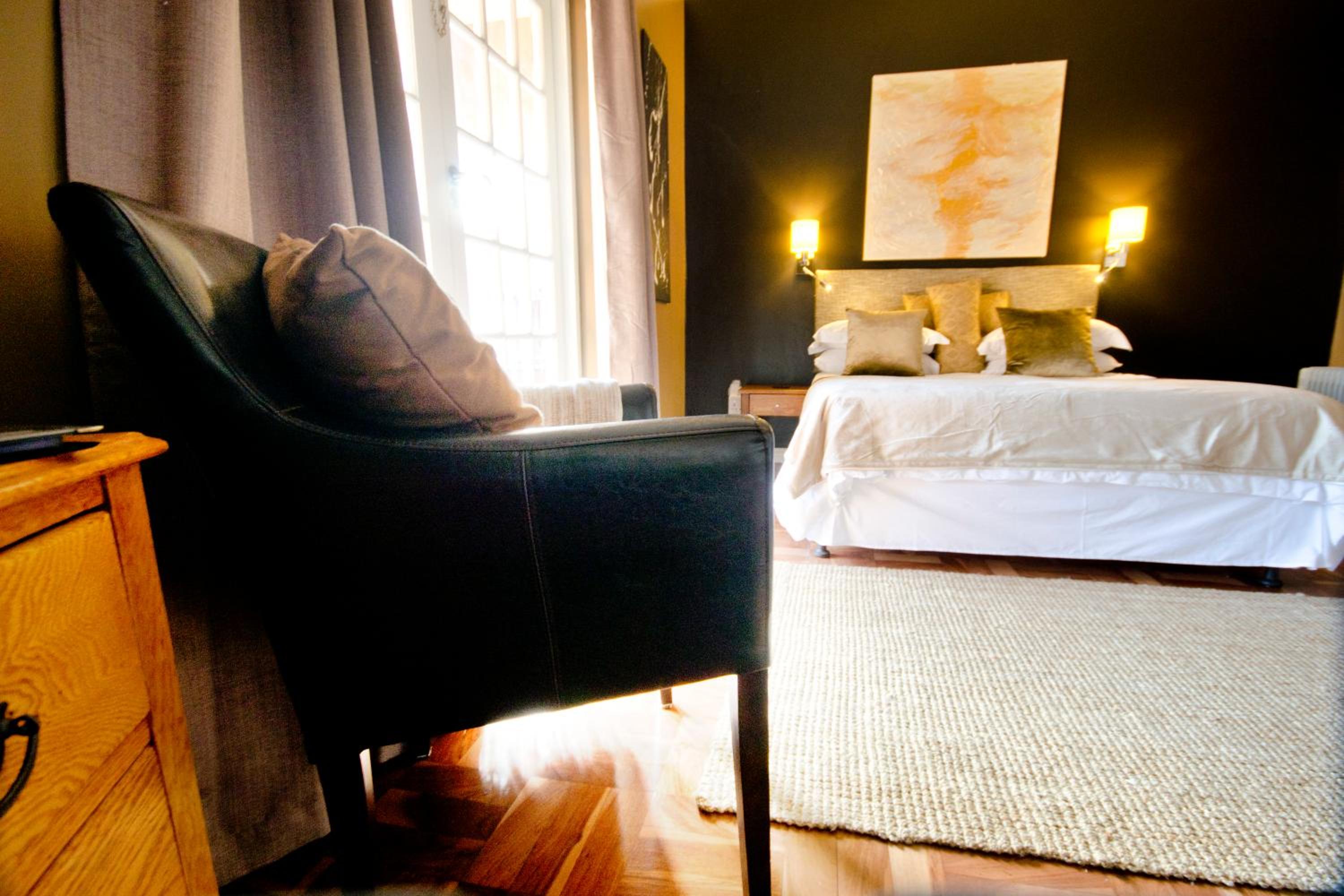 Double Room with Balcony - Photo 1