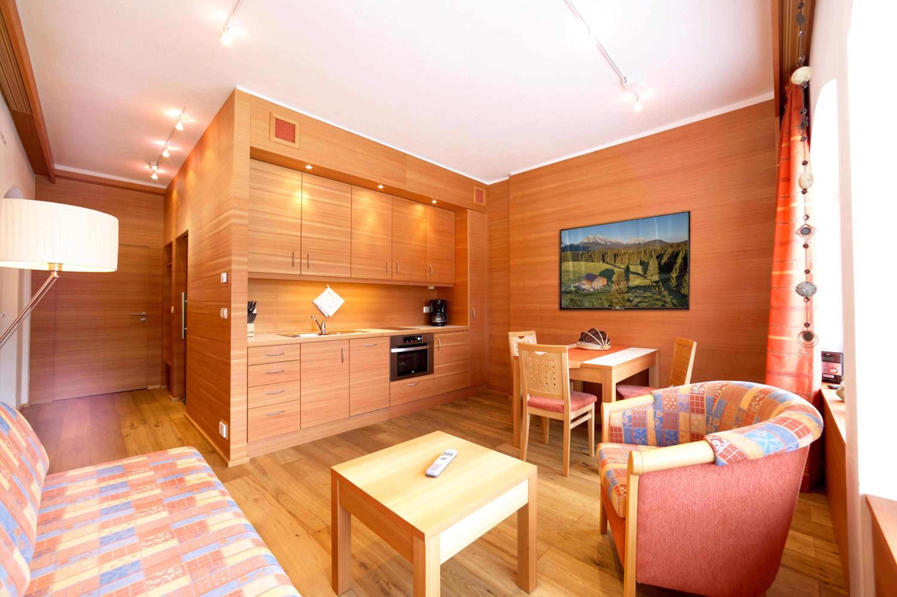 Apartment with Mountain View photo 1