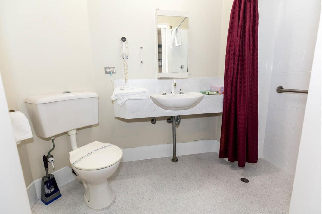 Queen Room - Photo 2