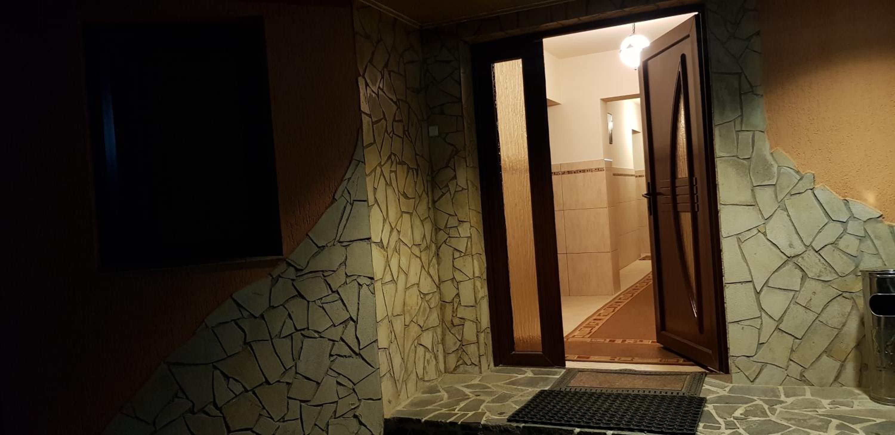 Triple Room - Photo 7