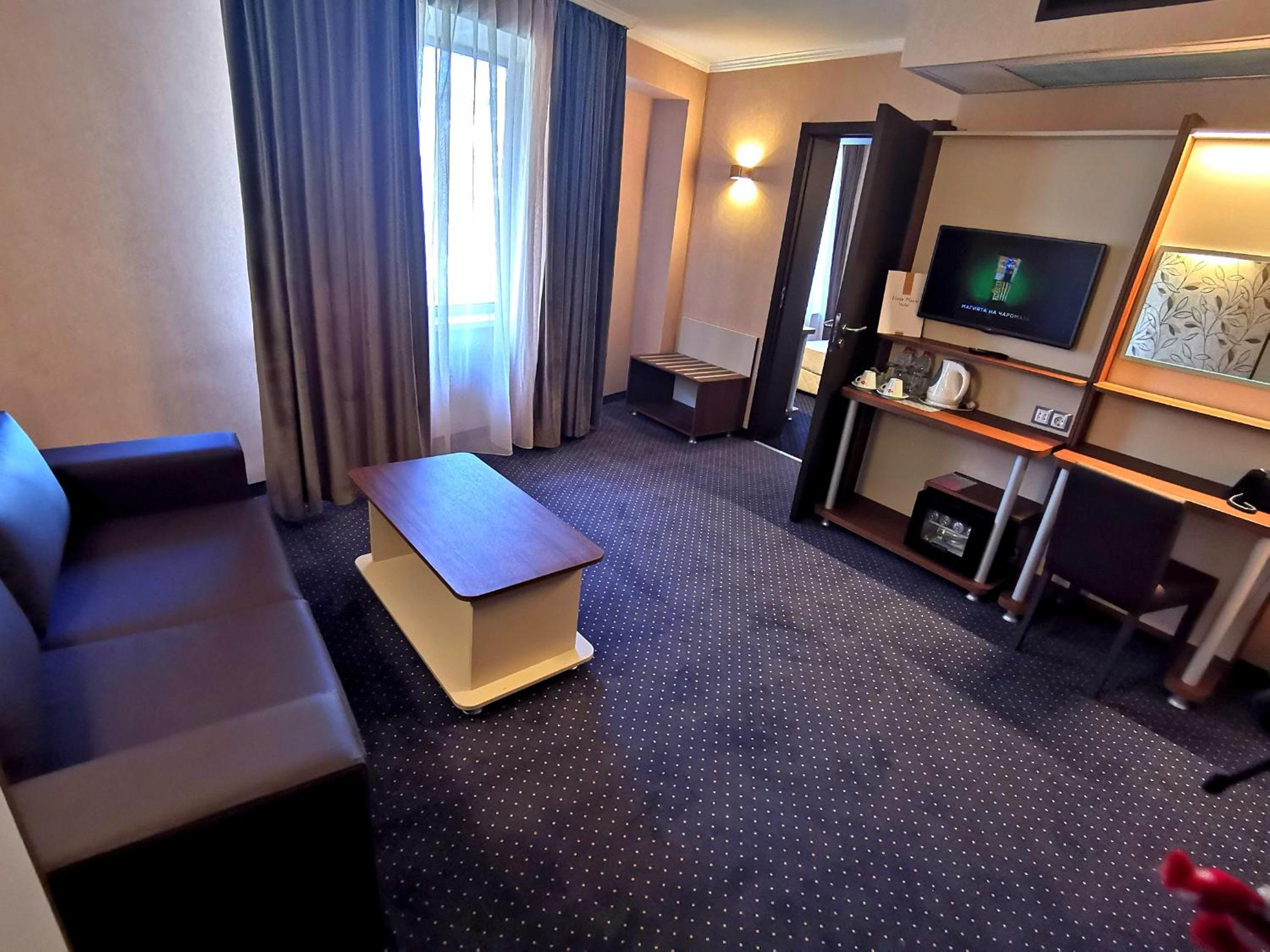 Standard Family Suite with Free Parking