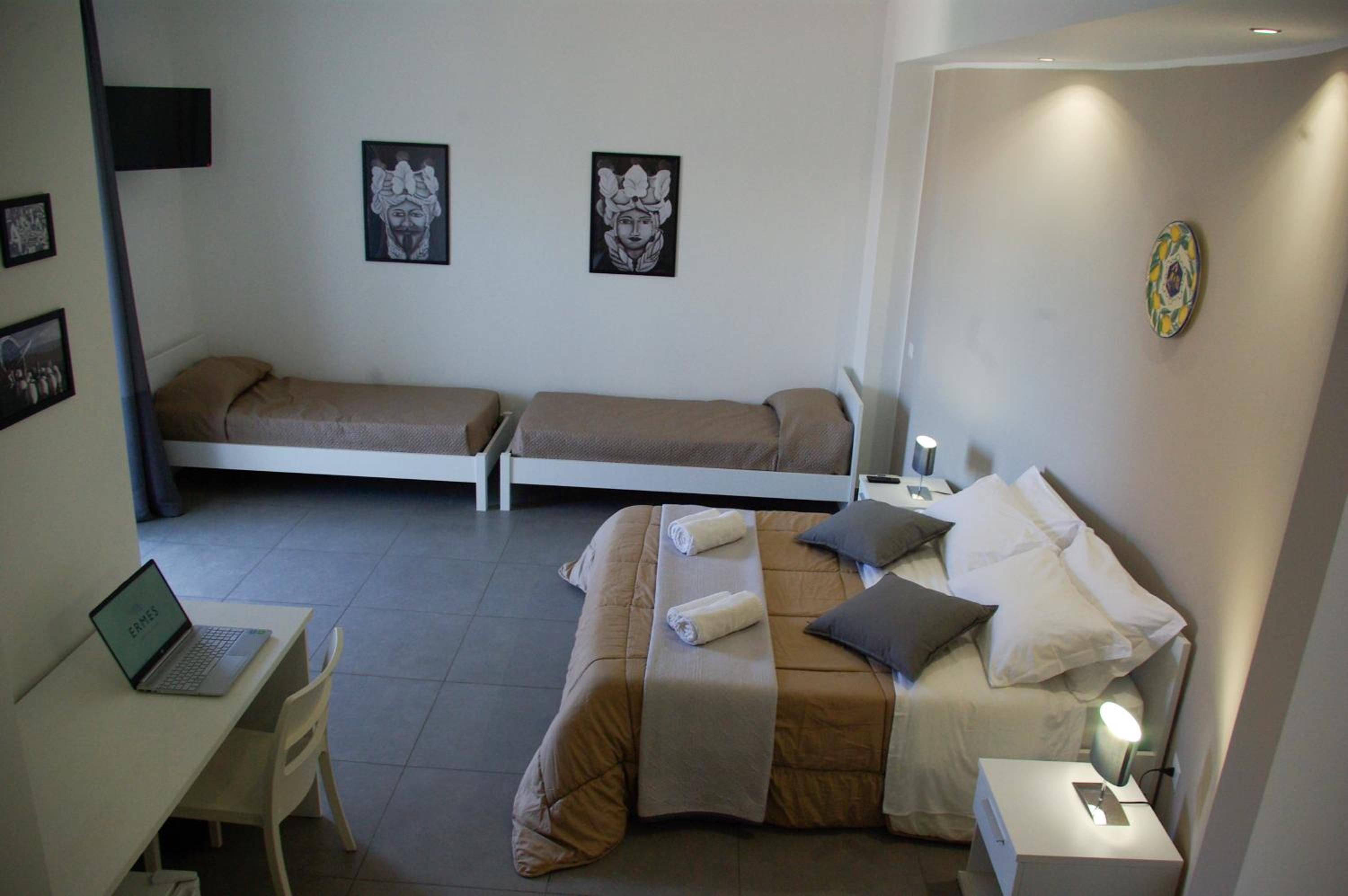 Deluxe Quadruple Room photo 3