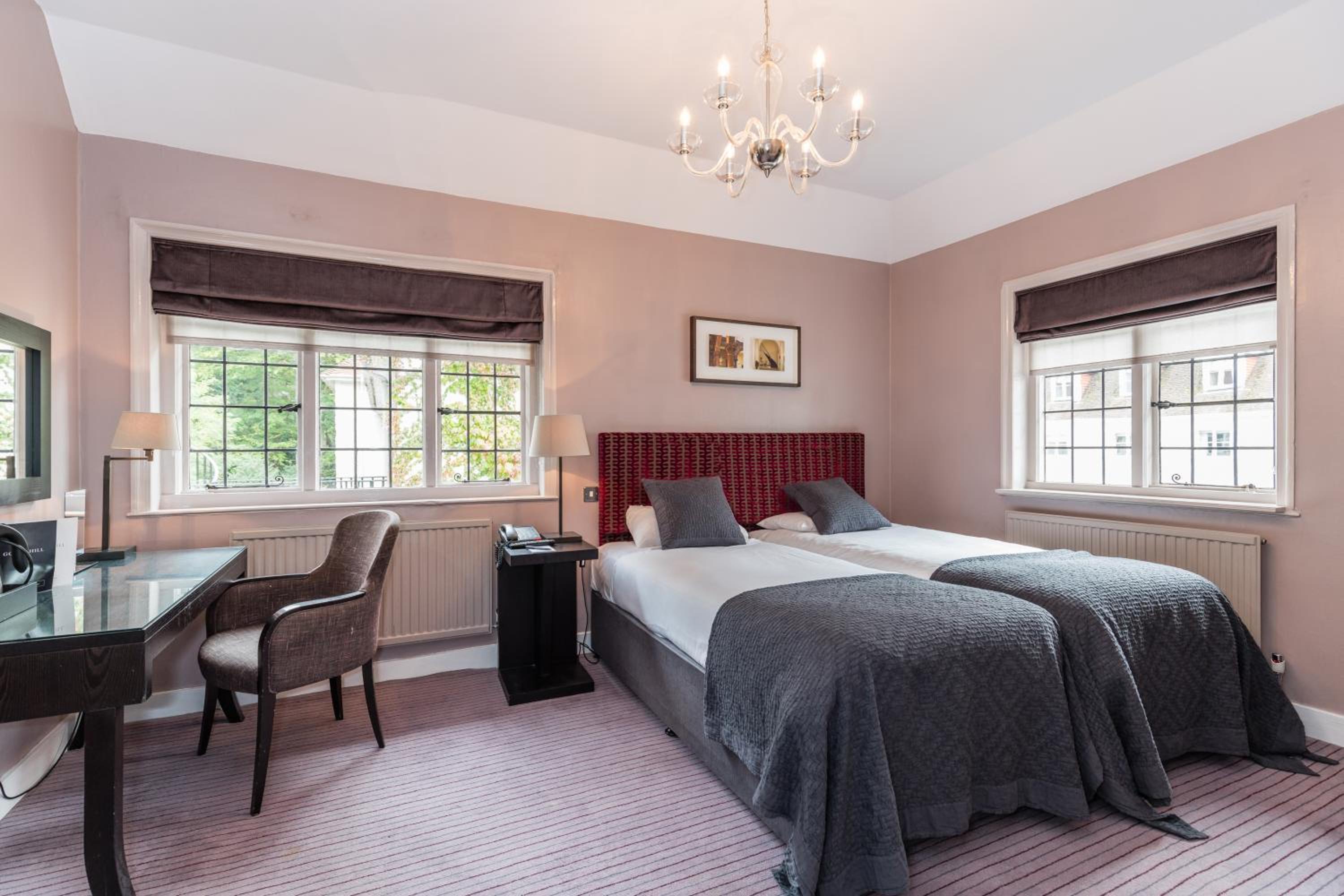 Standard Twin Room photo 1