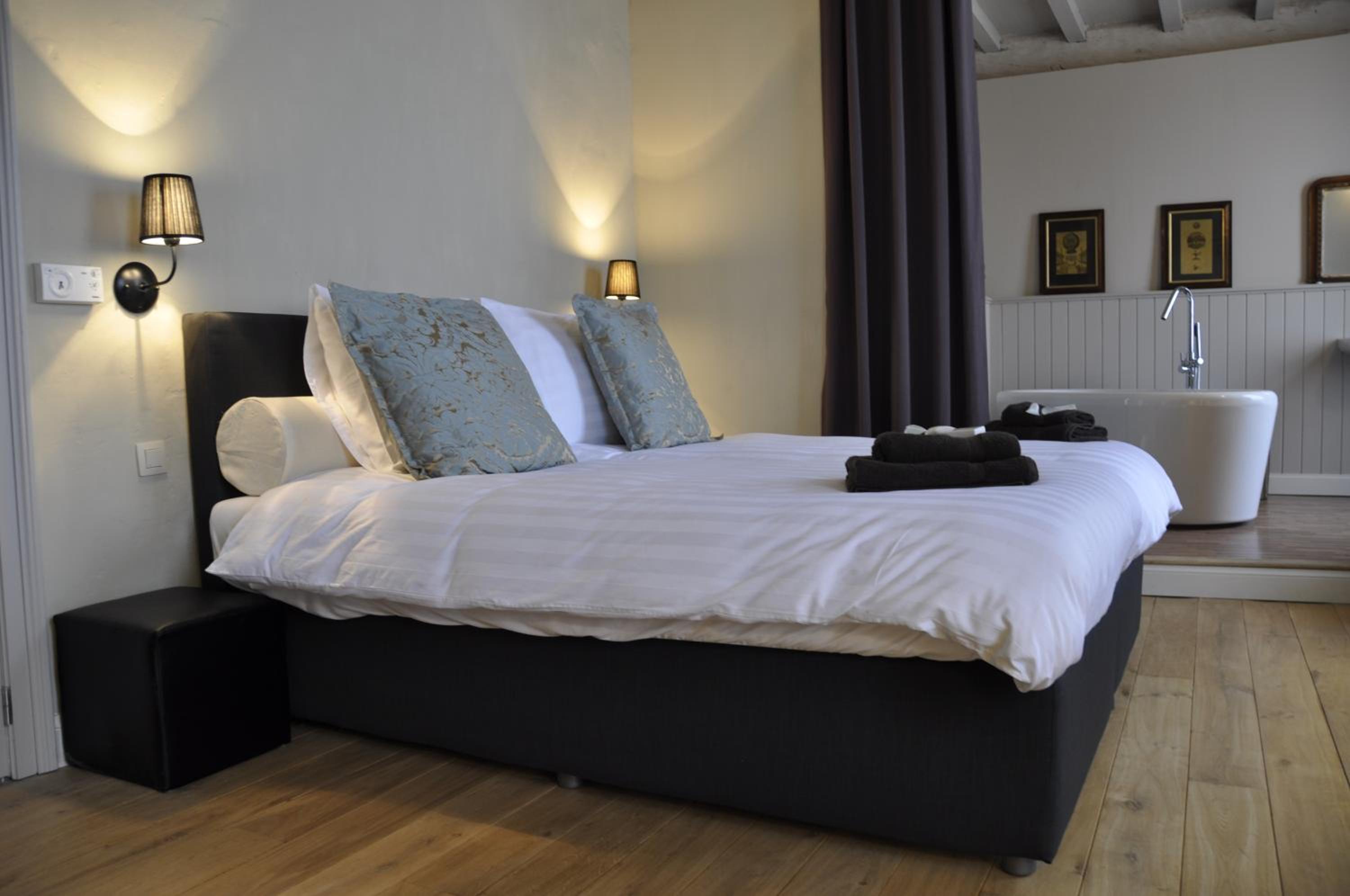 Double or Twin Room photo 1