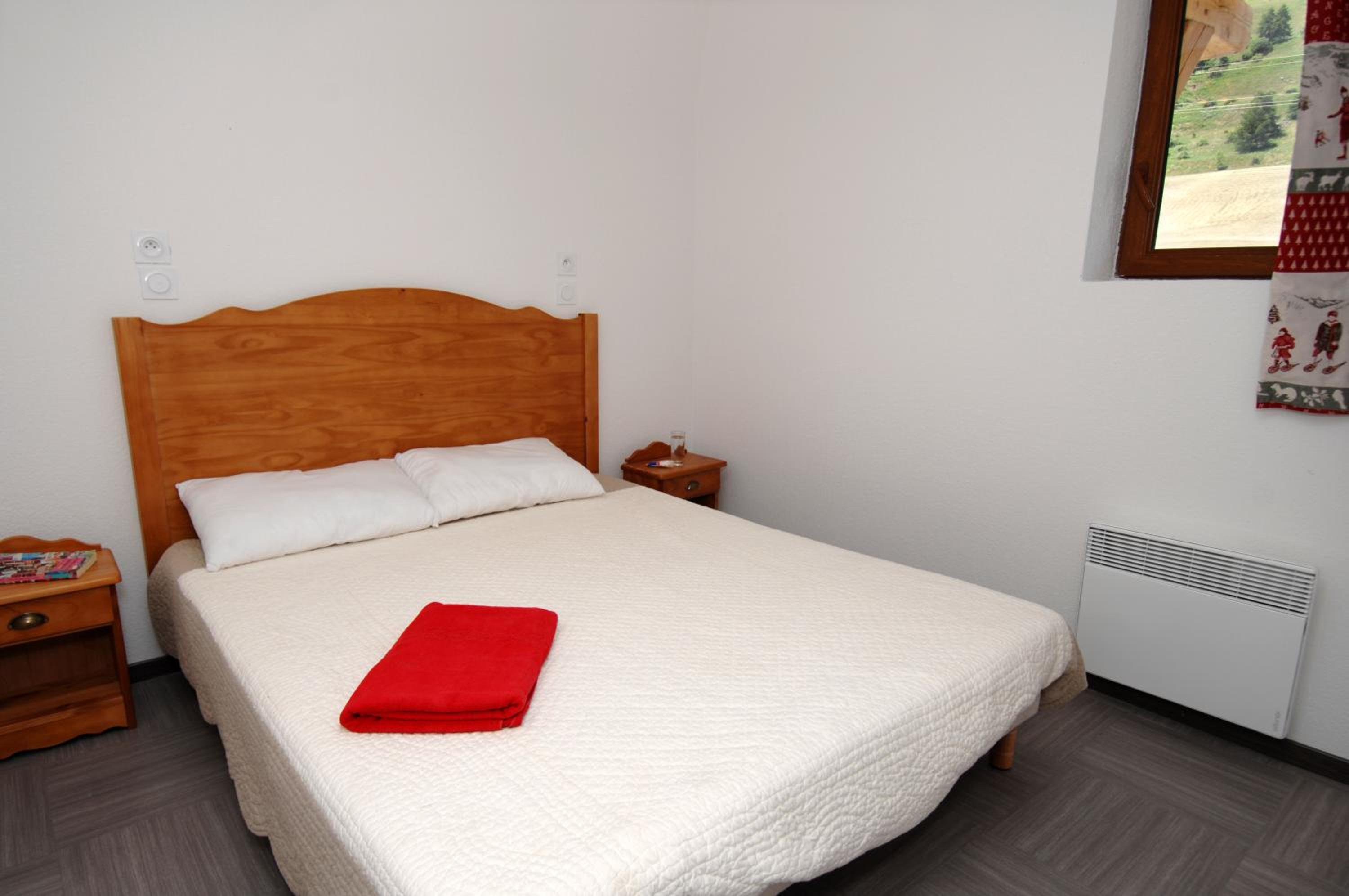 Two-Bedroom Apartment (6 Adults) photo 1
