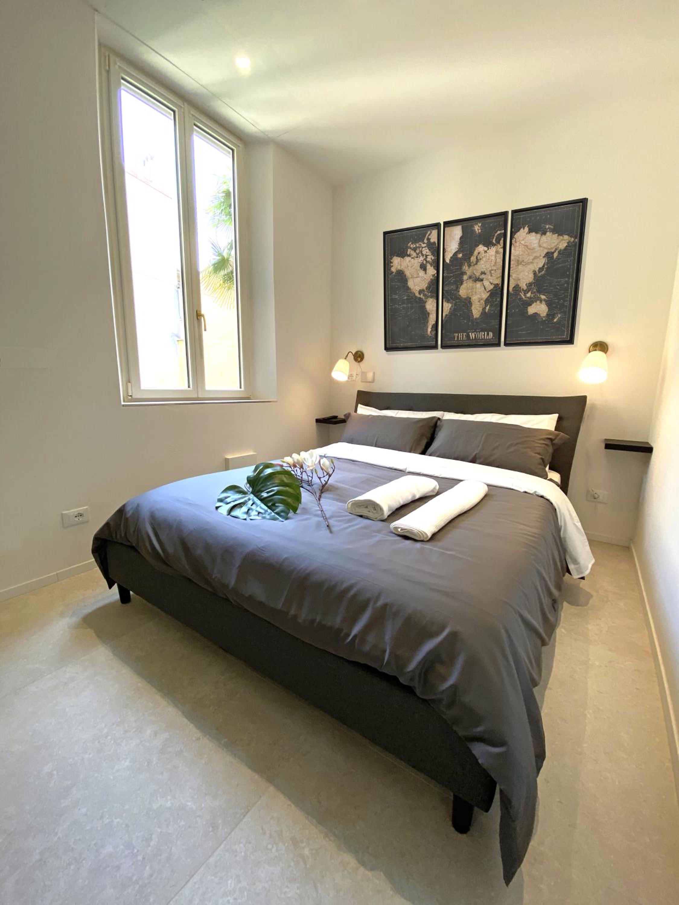 Double Room - Photo 6
