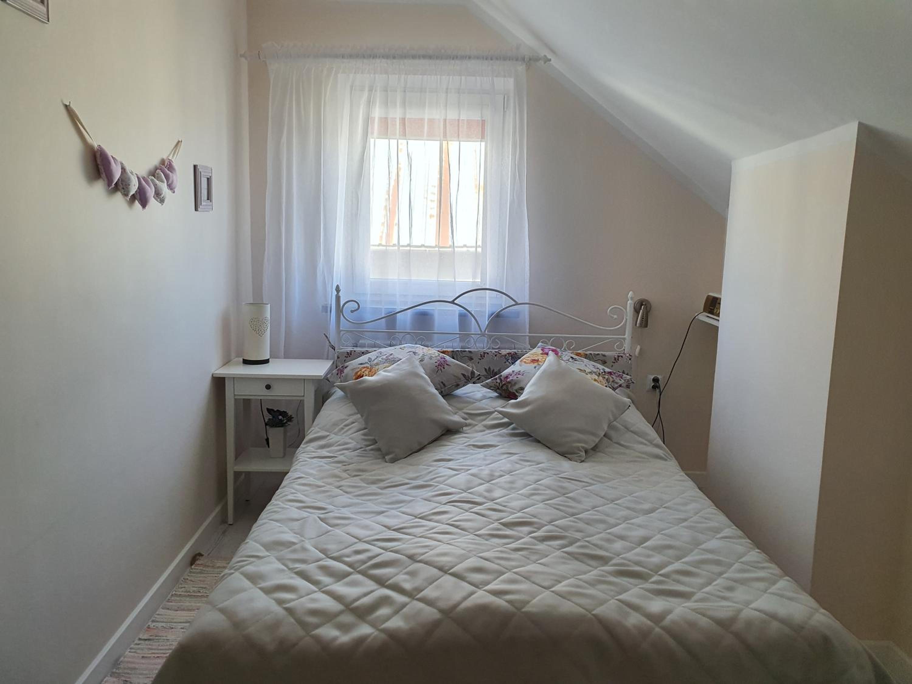 Double Room - Photo 1