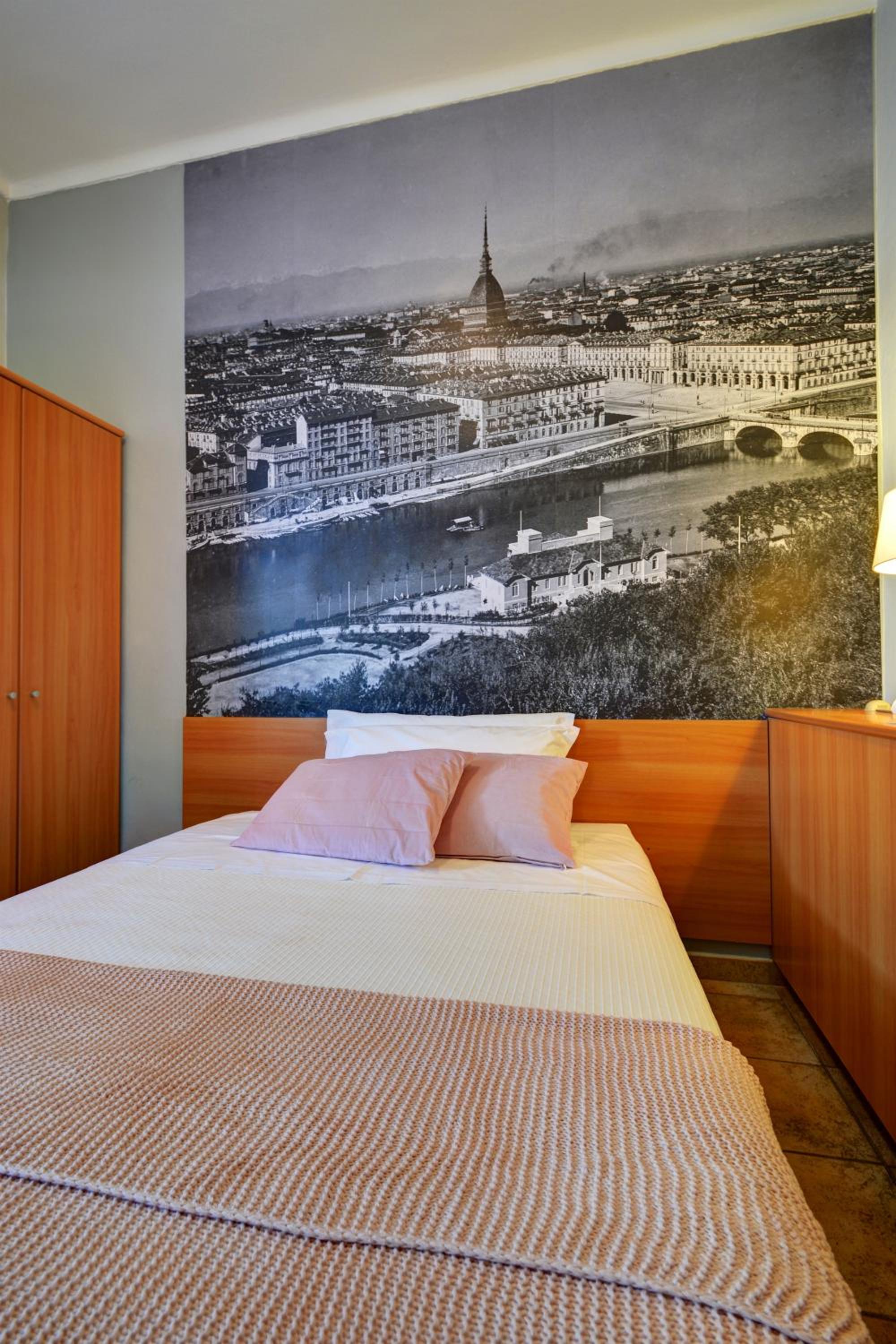 Economy Double Room - Photo 1