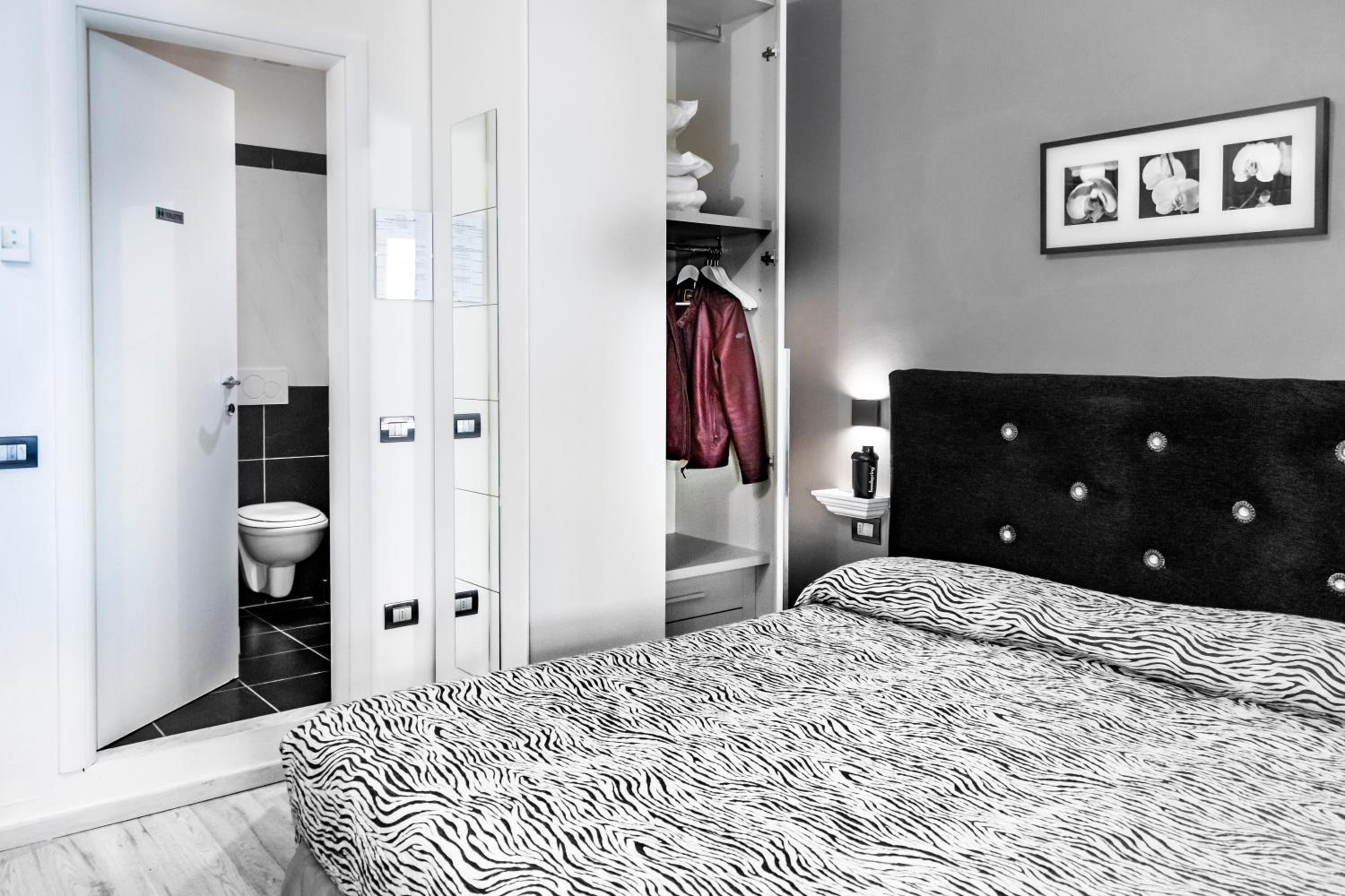 Double or Twin Room with Balcony photo 1