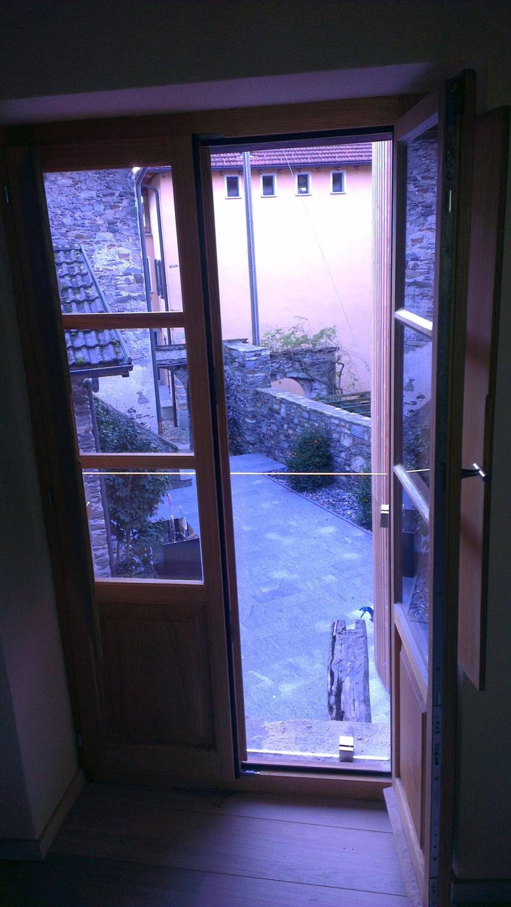 Apartment with Terrace - Photo 6