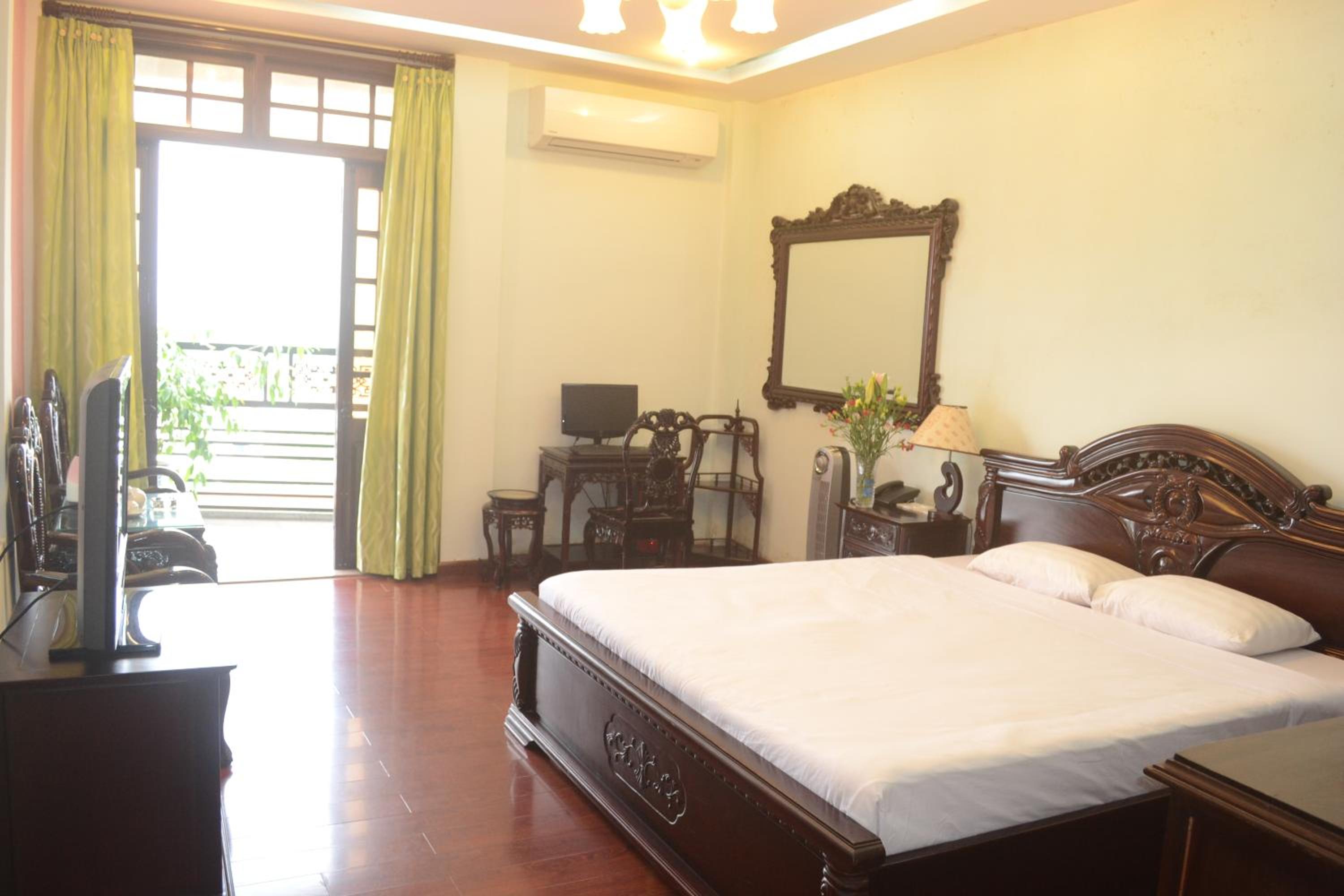 Deluxe Double or Twin Room