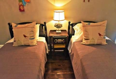 Double or Twin Room with Bathroom