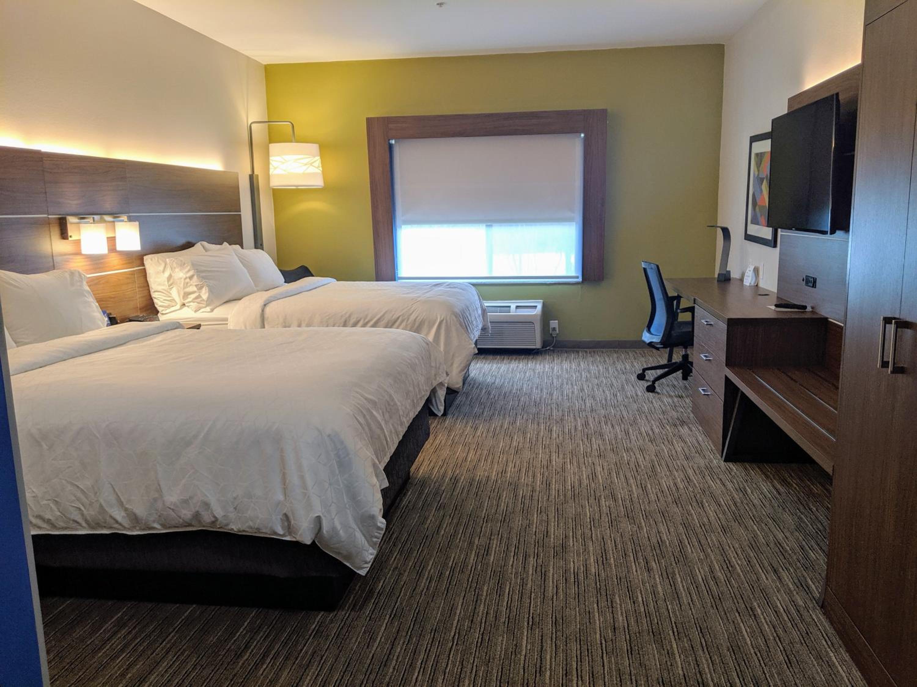 Standard Double Room with Two Double Beds - Photo 1