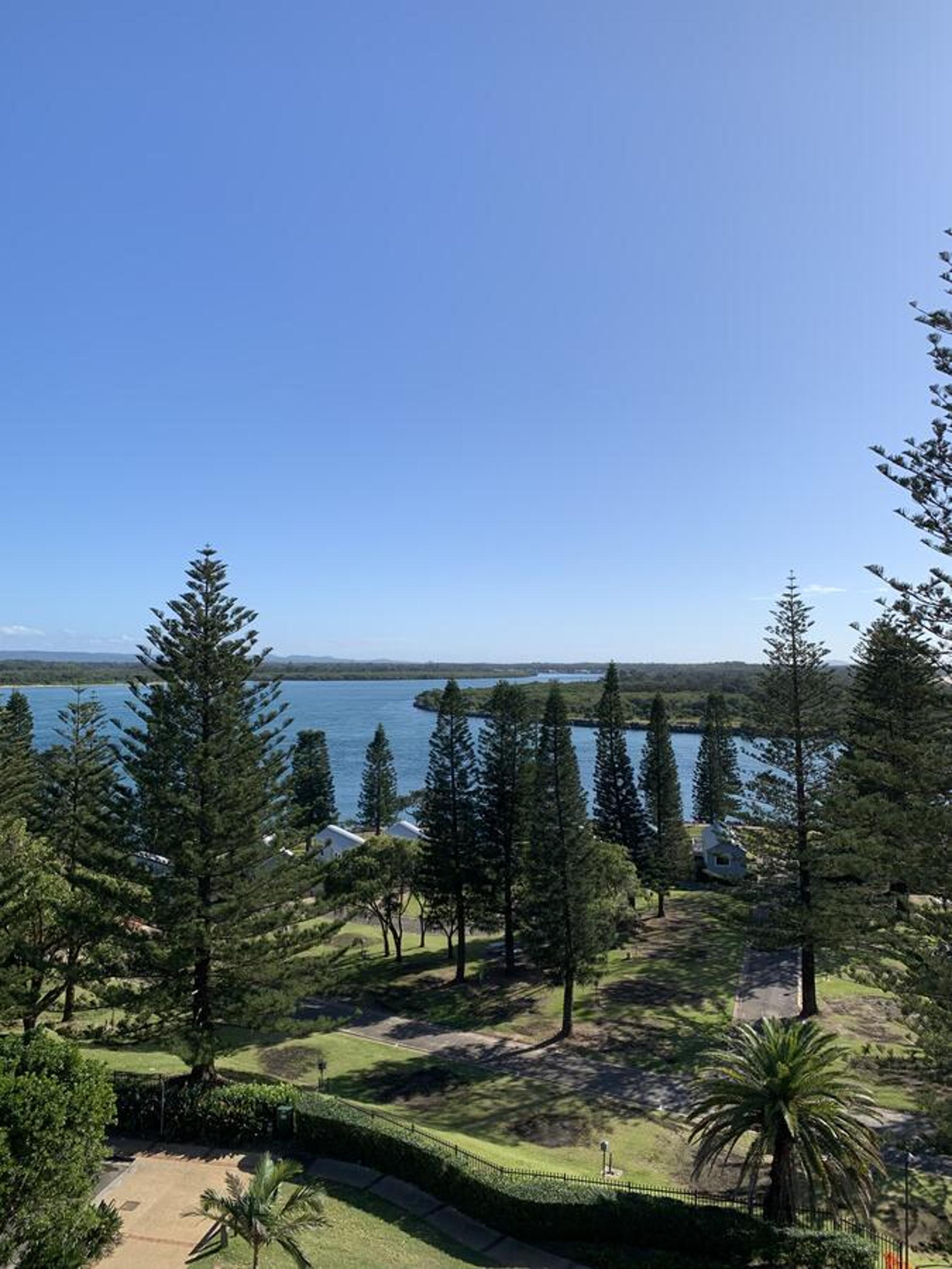 One-Bedroom Apartment - Water View photo 2