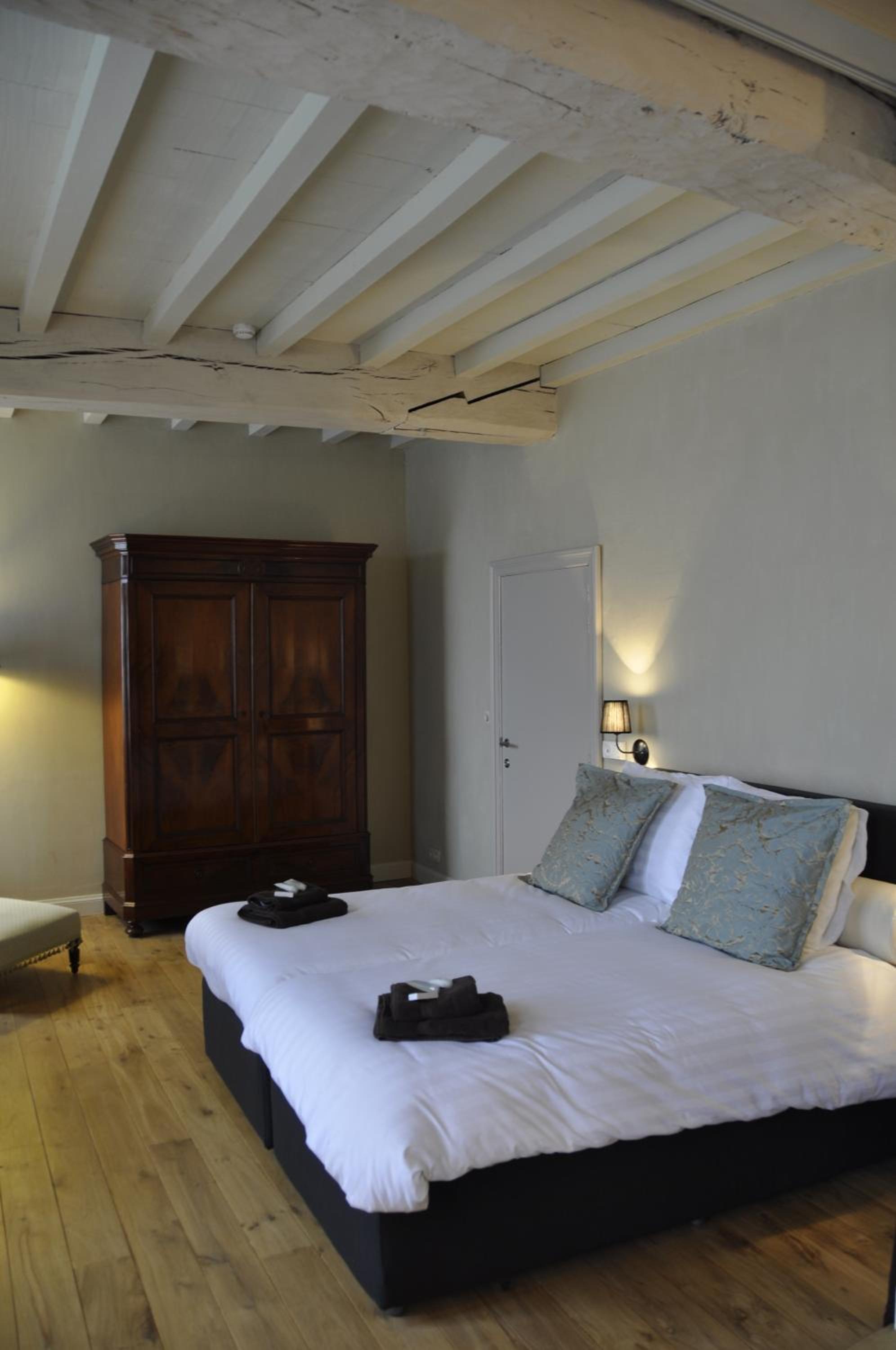 Double or Twin Room photo 3