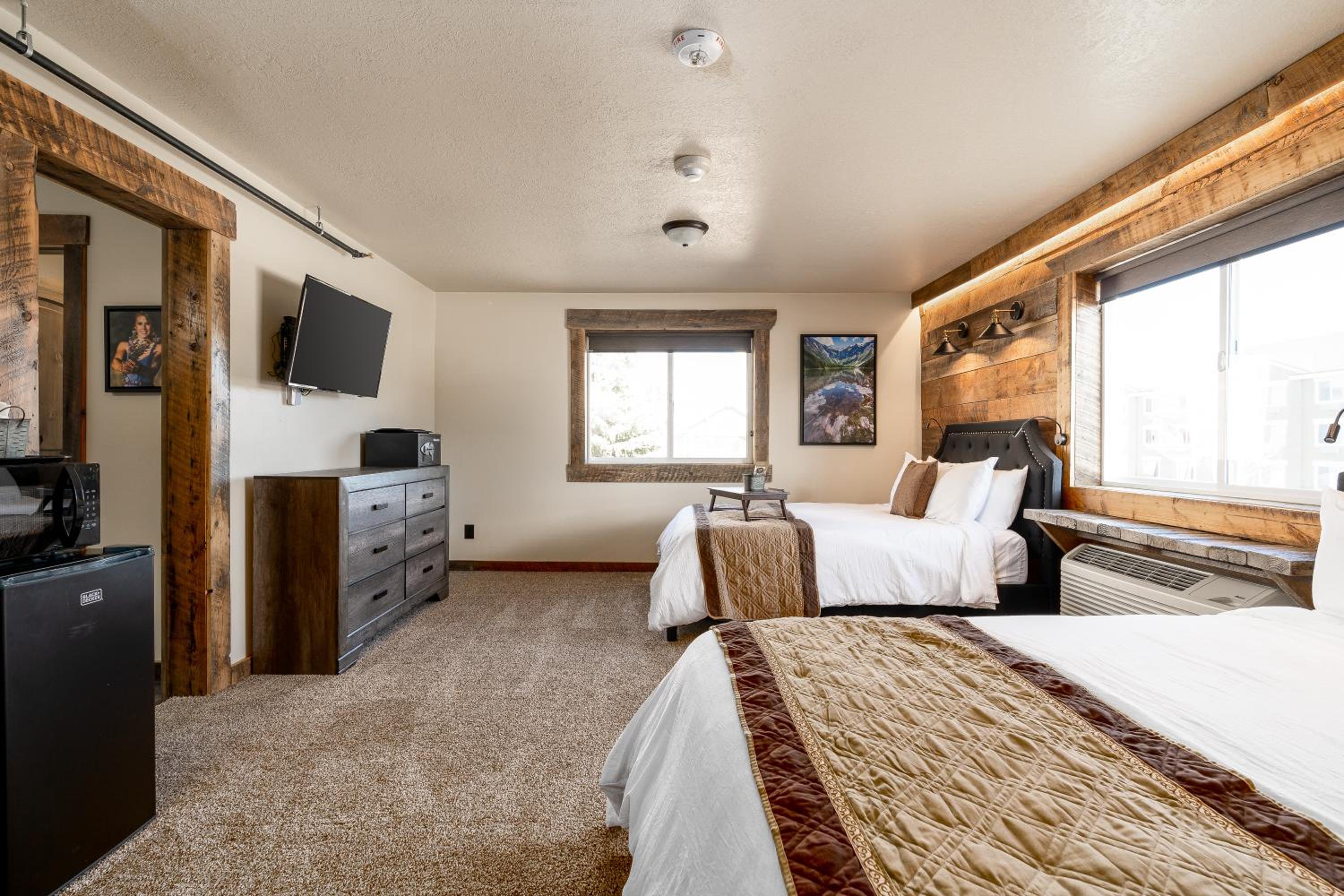 Suite - Photo 4