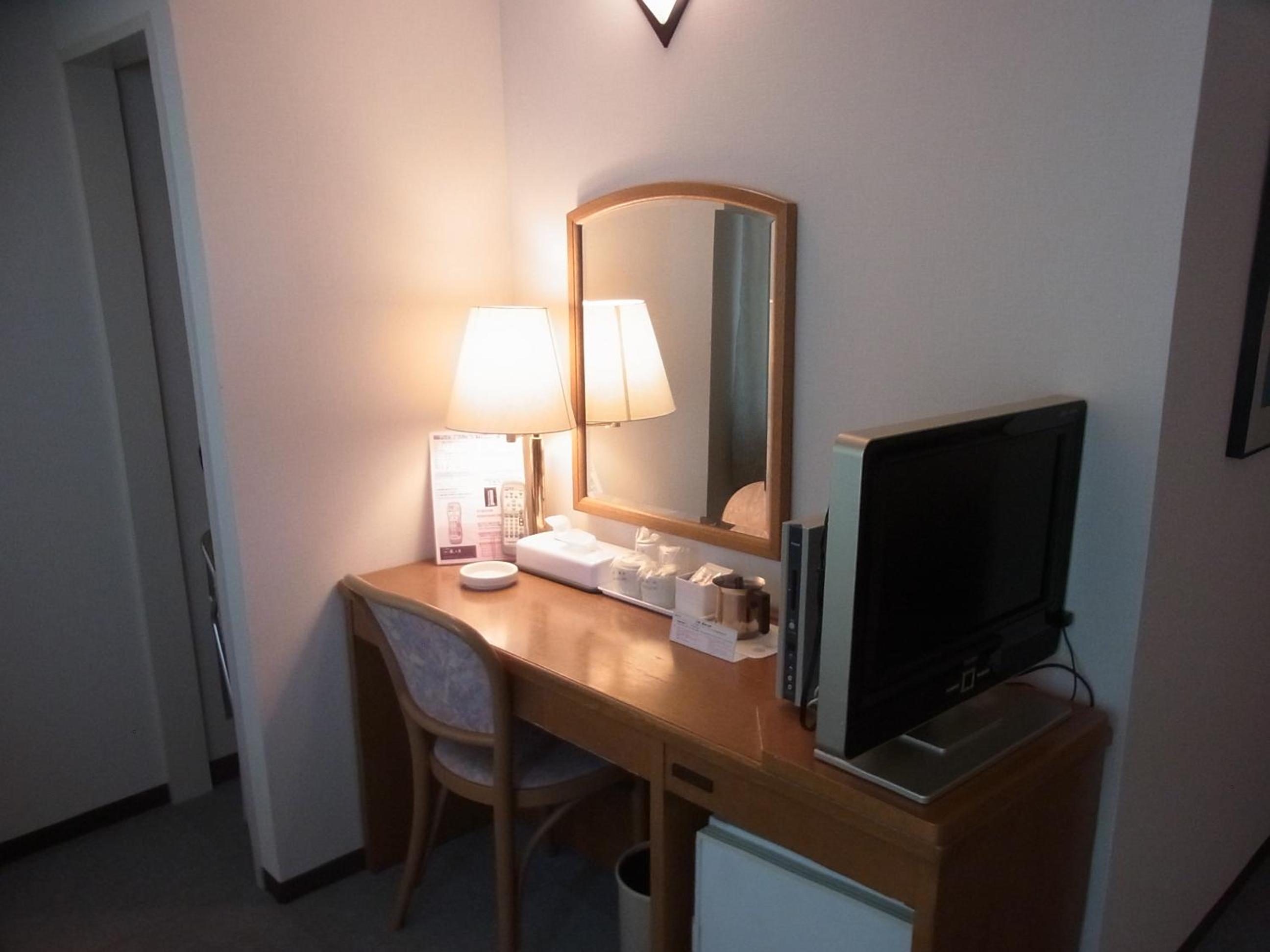Standard Twin Room - Photo 4