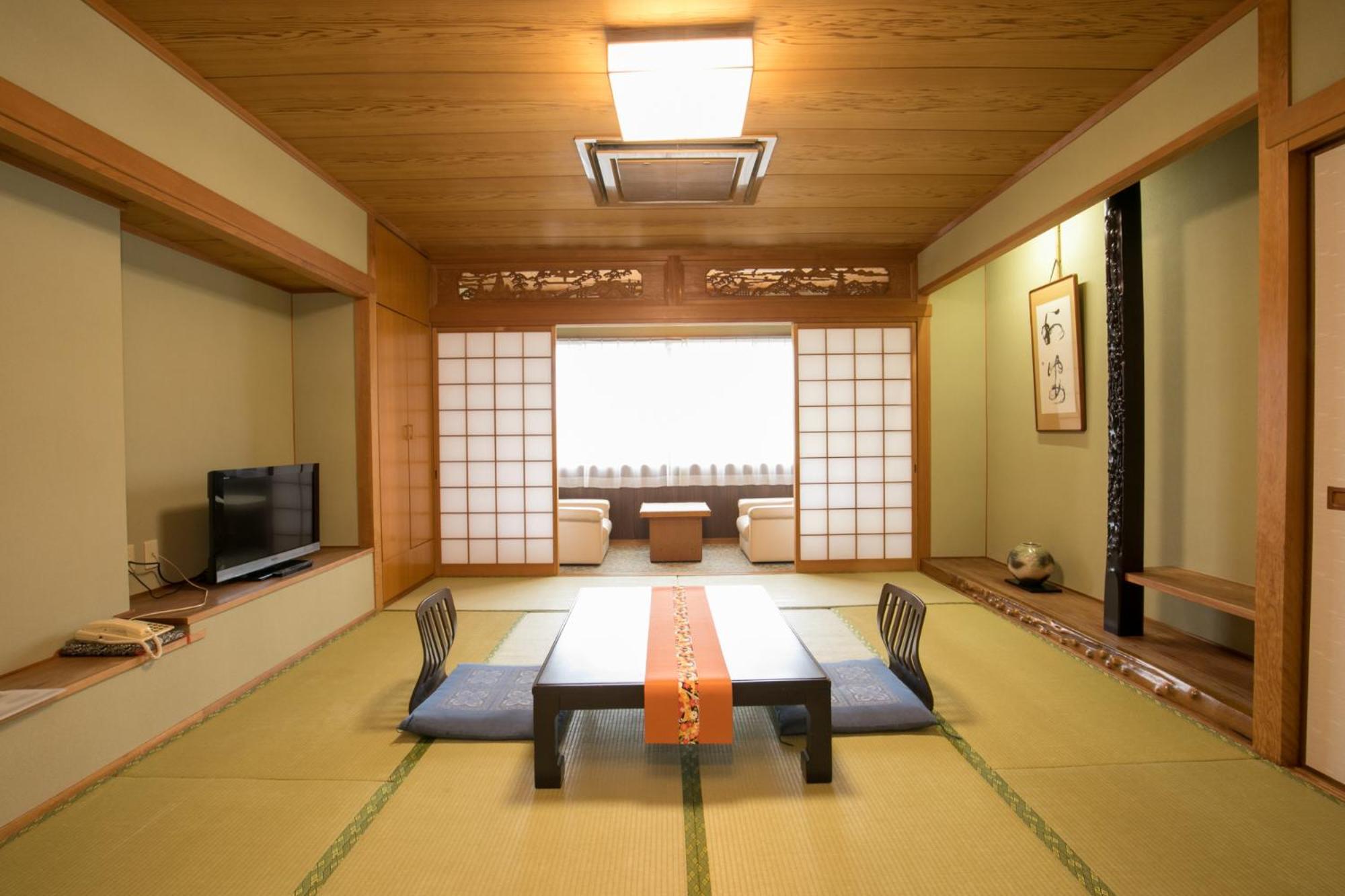 Japanese-Style Quadruple Room
