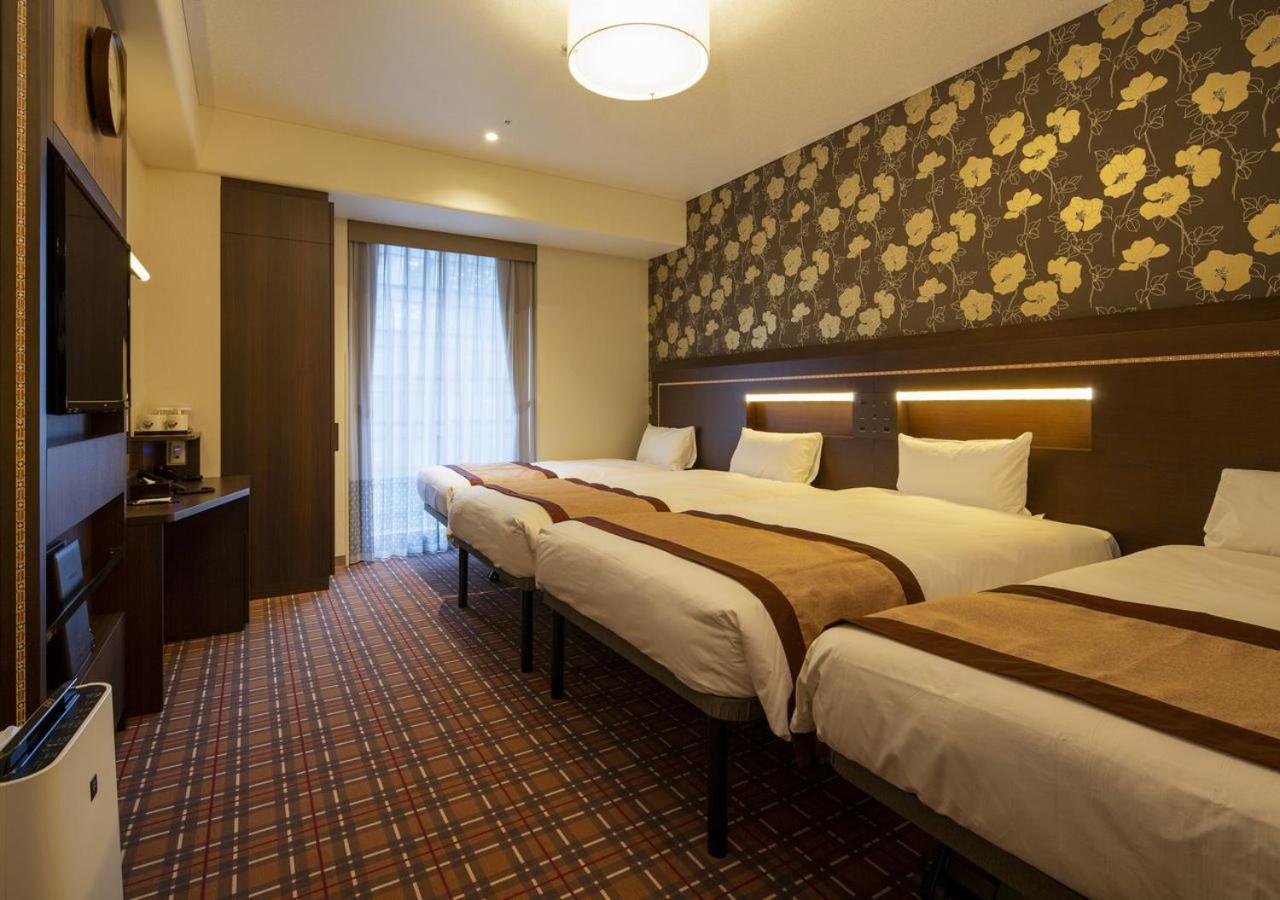 Superior Room - Non-Smoking - High Floor - Photo 1