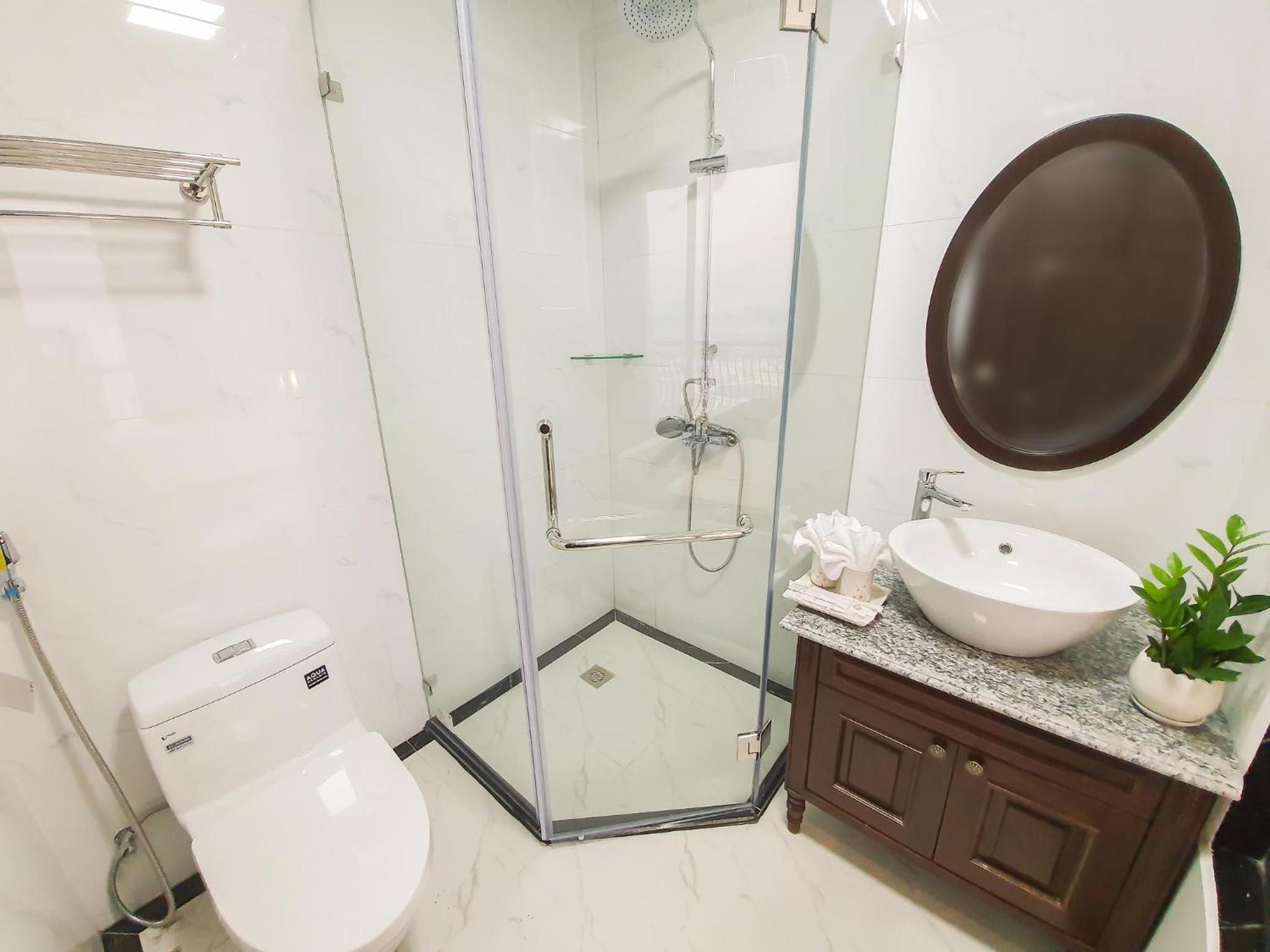 Deluxe Double Room with Balcony - Photo 3
