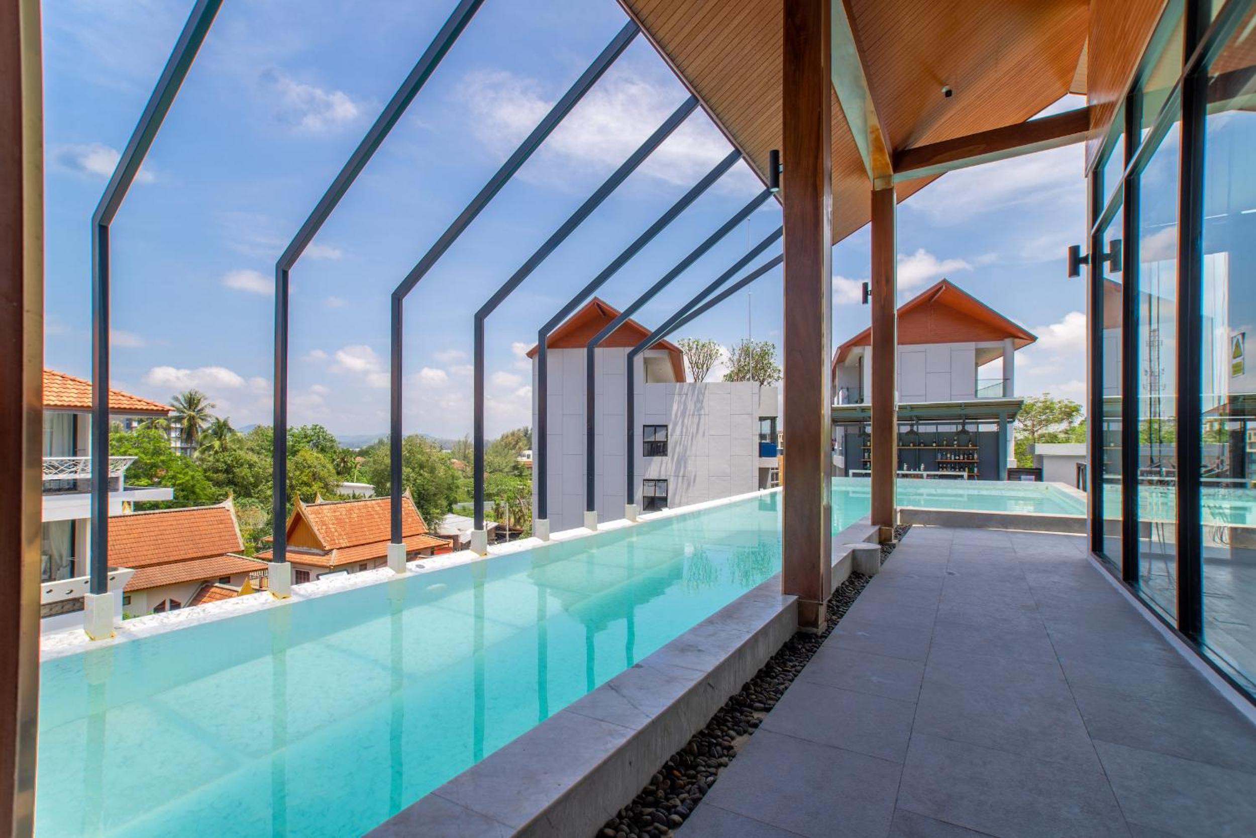 One-Bedroom Apartment with Balcony photo 3