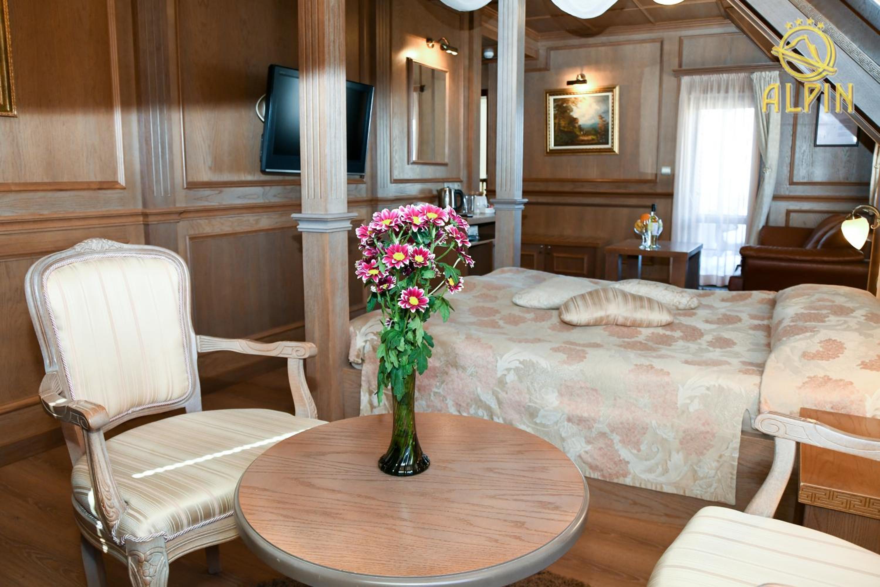 Junior Suite (2 Adults) photo 2
