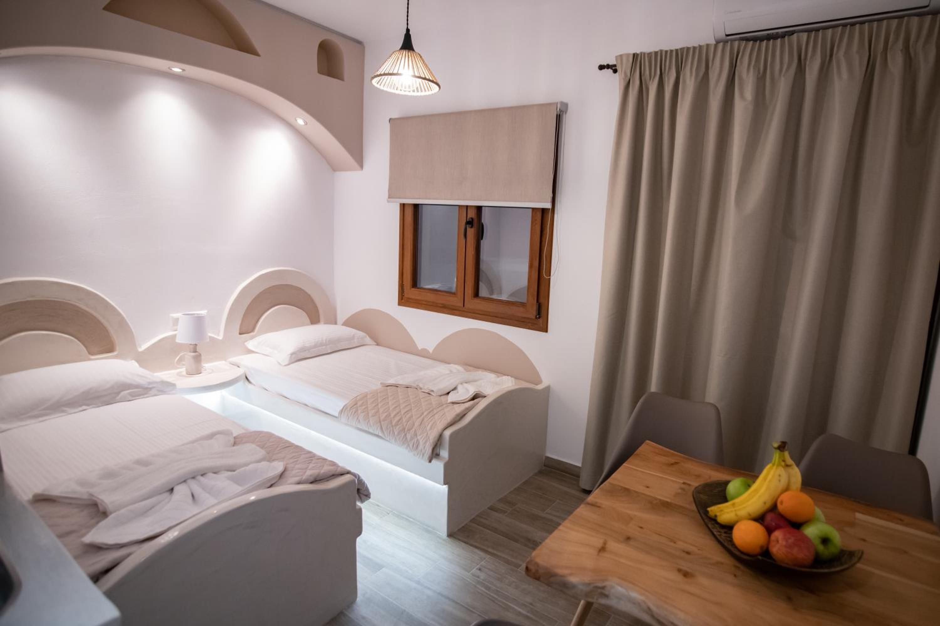 Deluxe Quadruple Room photo 1