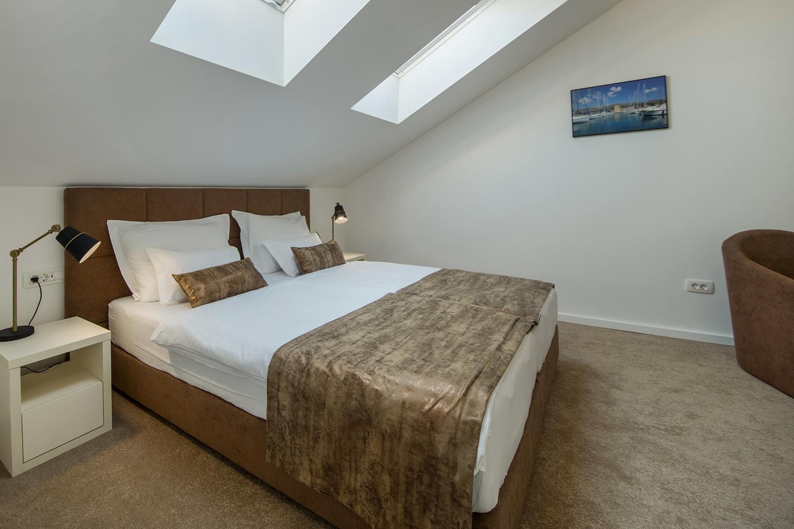 Double or Twin Room - Annex - Photo 6