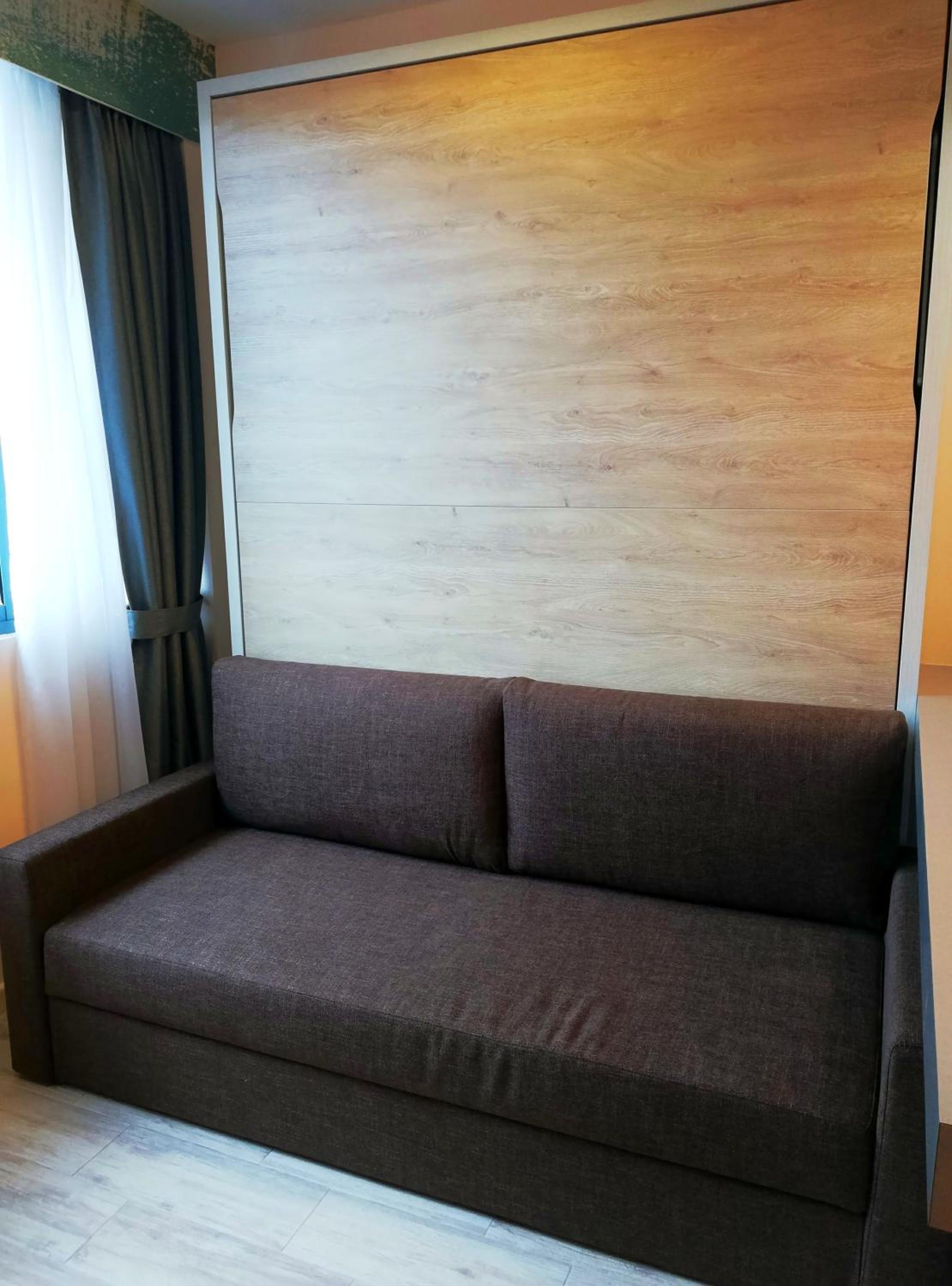 Deluxe SOHO Room