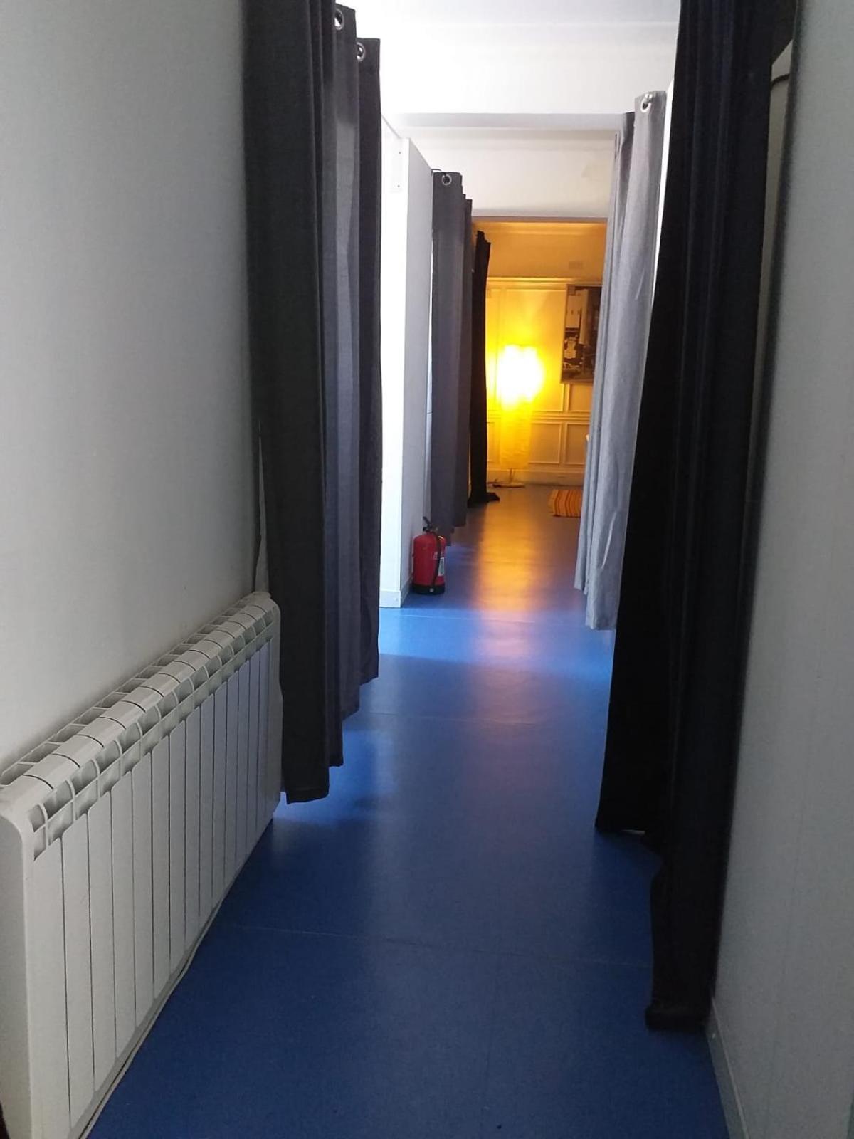 Single Bed in Mixed Dormitory Room photo 1