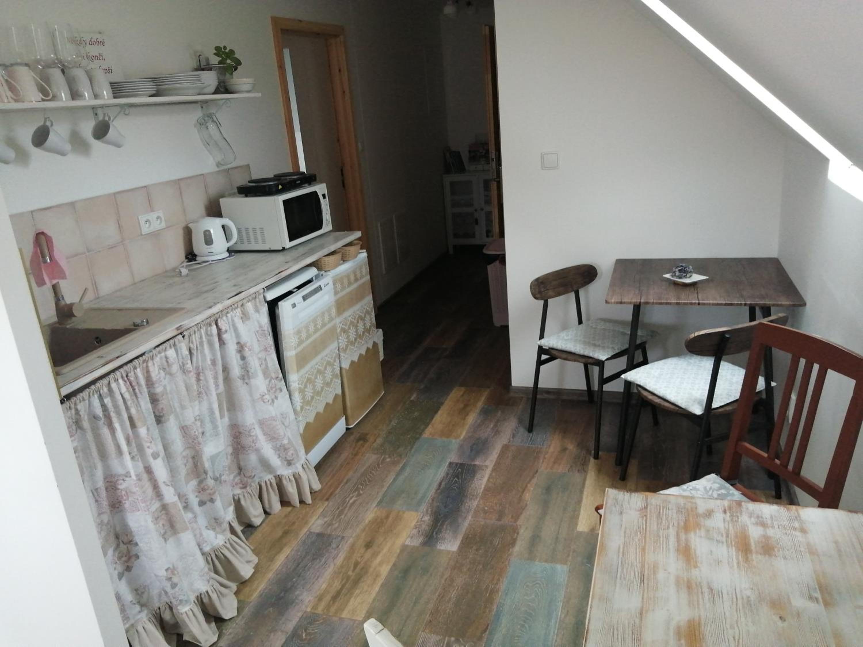 Two-Bedroom Apartment - Photo 22