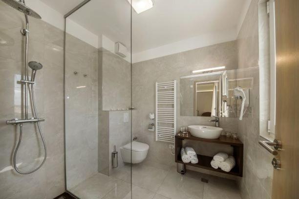 Double or Twin Room - Annex - Photo 2